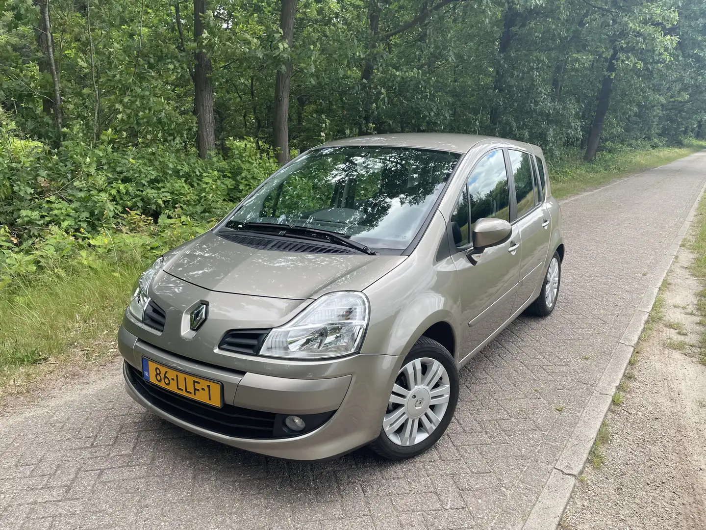 Renault Modus 1.2 TCE Exception Beige - 1
