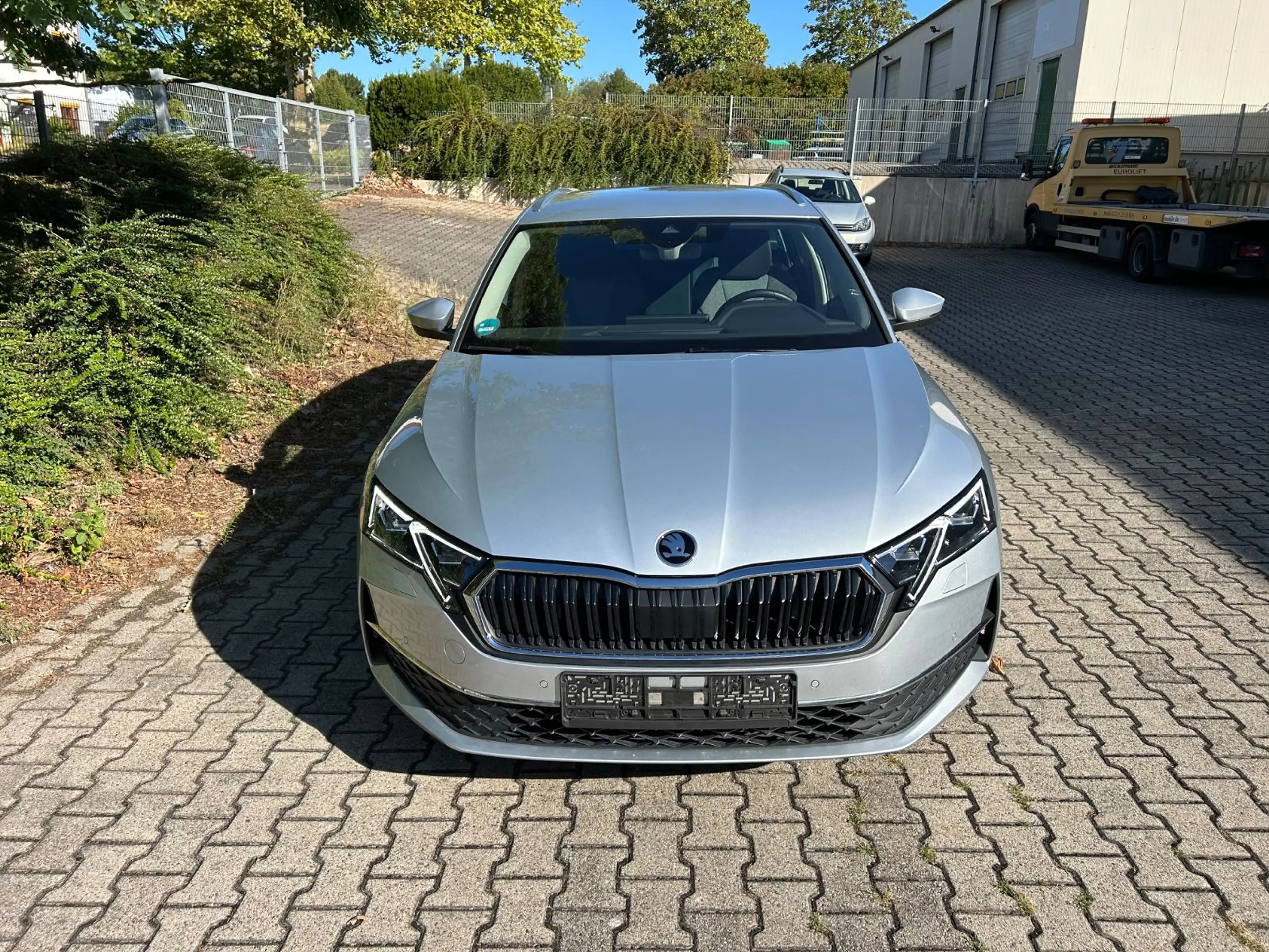 Skoda Octavia Combi 2.0 TDI Selection — photo 5
