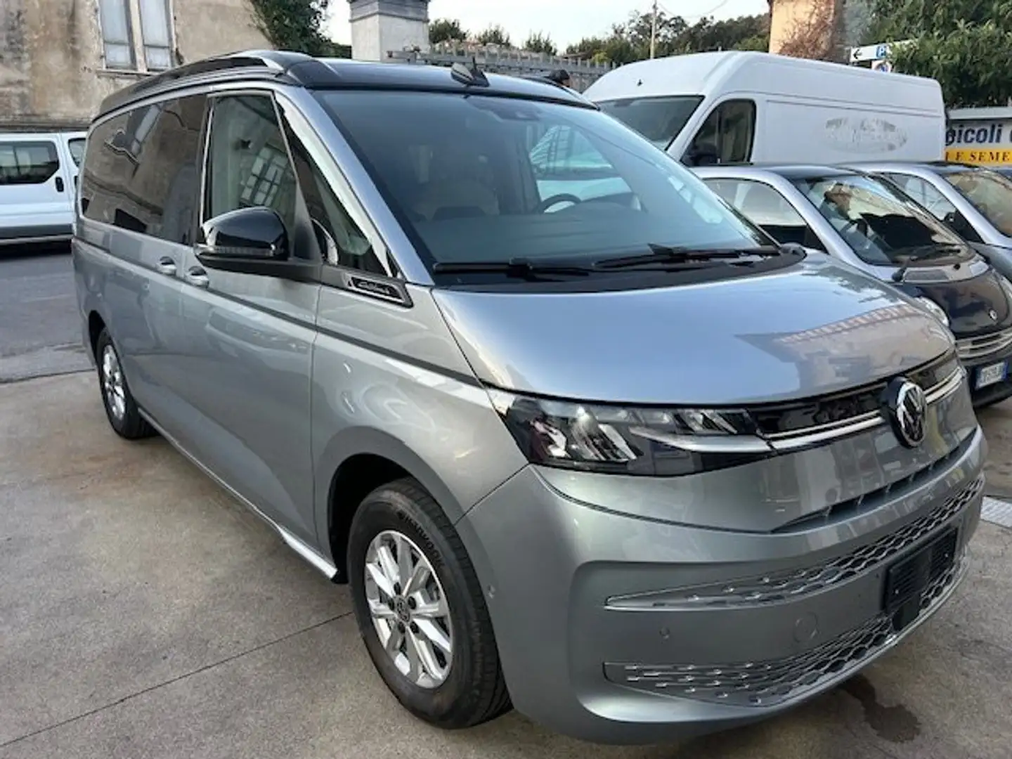 Volkswagen T7 California OCEAN DIESEL 150CV AUTOMATICO TETTO ELETTRICO Grigio - 1