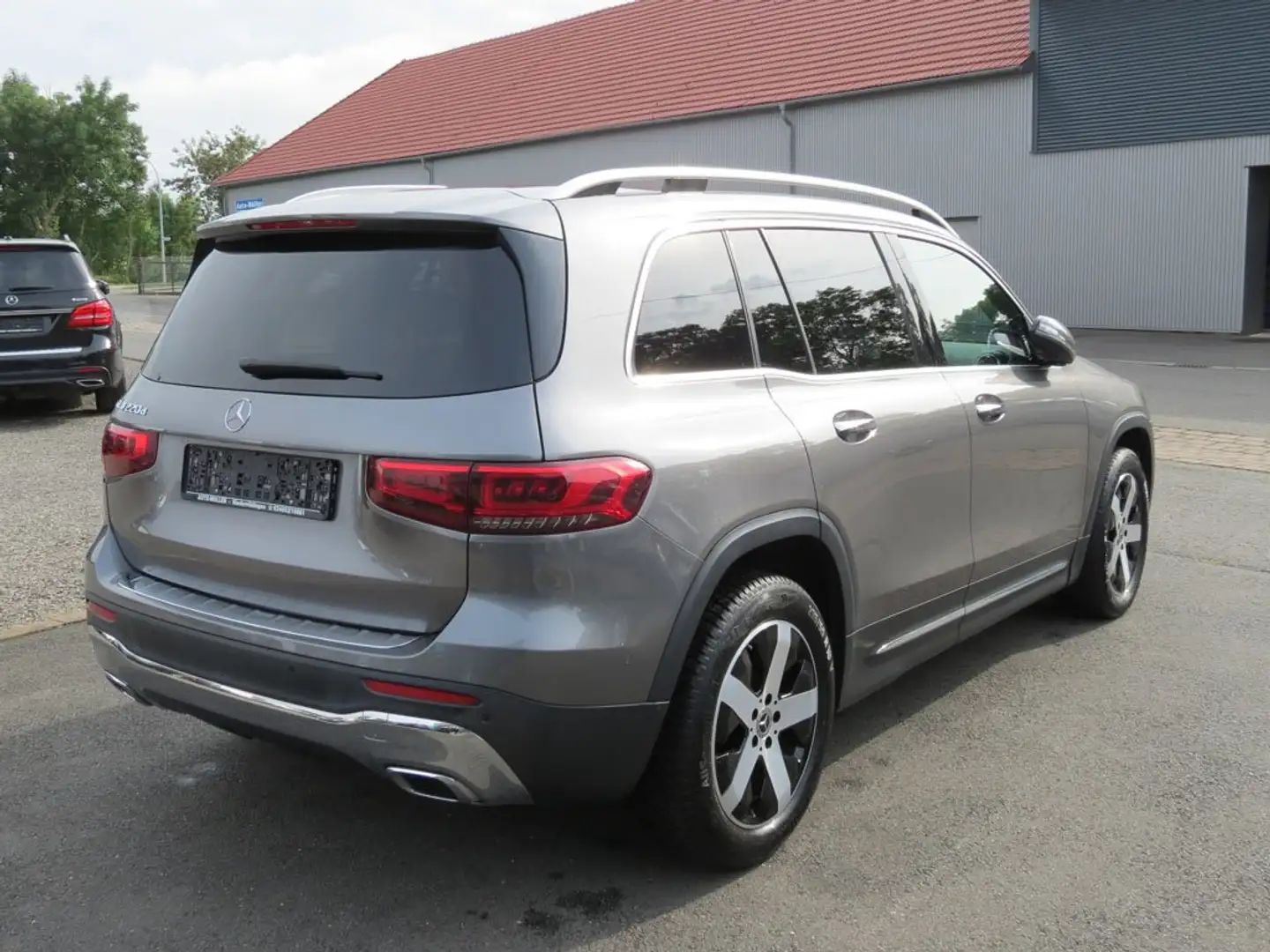 Mercedes-Benz GLB 220 d Progressive Dig.-Cockp. LED Navi Kamera Leder Grau - 2