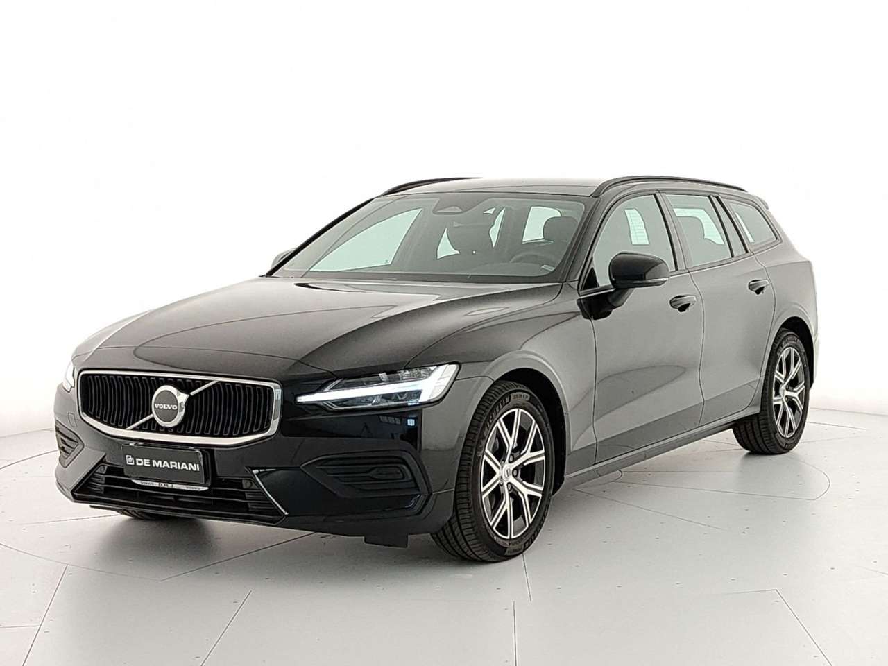 Volvo V60 2.0 b4 Essential automatica AUTOCARRO