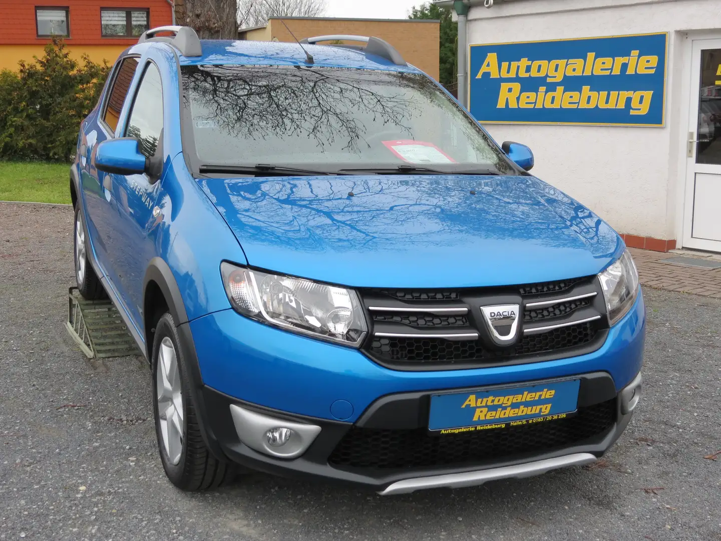 Dacia Sandero Stepway Prestige Navi!! PDC!! SR+WR!!Temp! Blau - 1