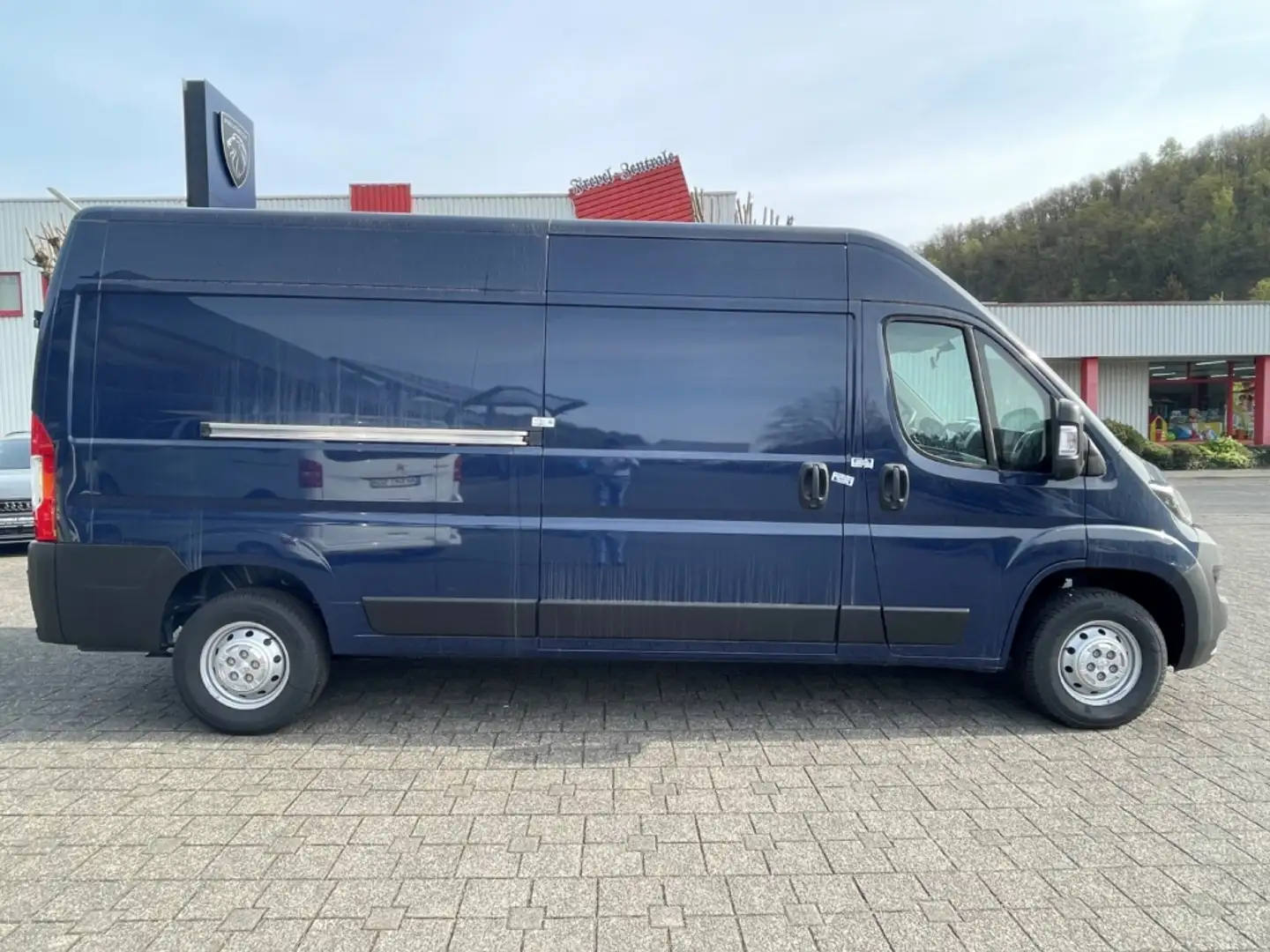 Peugeot Boxer HDi140 Avantage Edition 335 L3H2 KLIMA Blau - 2