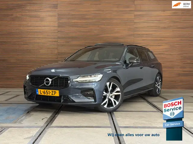 Volvo V60 2.0 B3 R-Design | Panoramadak | Harman Kardon | 36