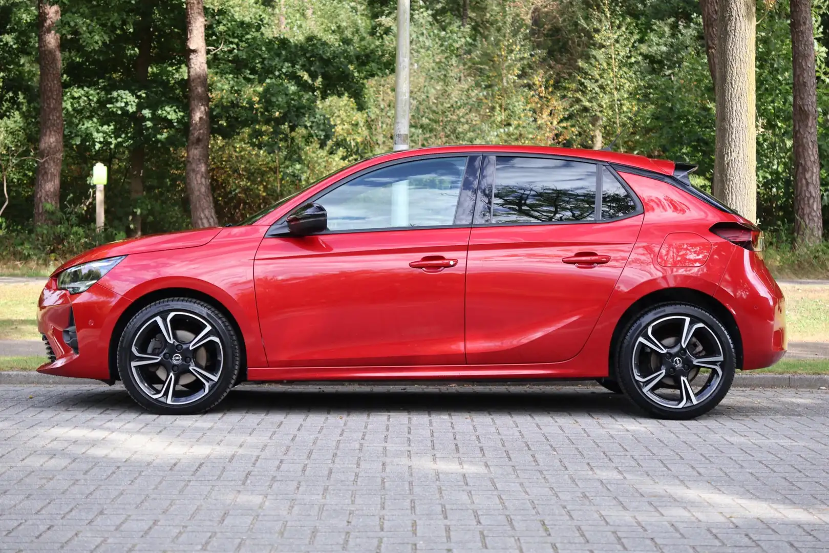 Opel Corsa 1.2 GS Line Panoramadak, LED, Adaptieve Cruise Con Rojo - 2