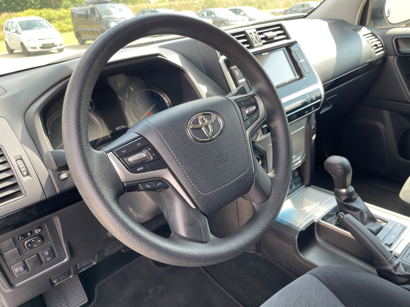 Toyota Land Cruiser 2.8 D-4D 48.561 KM AHK — photo 11
