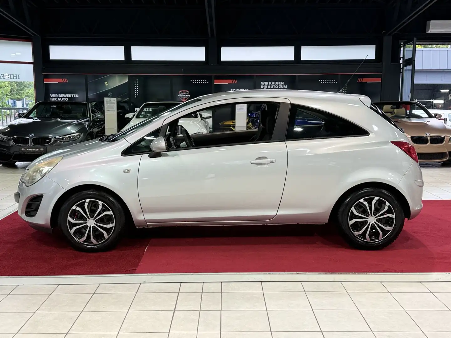 Opel Corsa D KLIMA + ALLWETTERREIFEN Plateado - 2