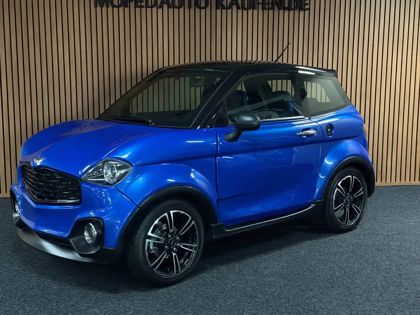 Chatenet CH 46 Lift Tablet / Blaue Sportsitze 8 PS - 1