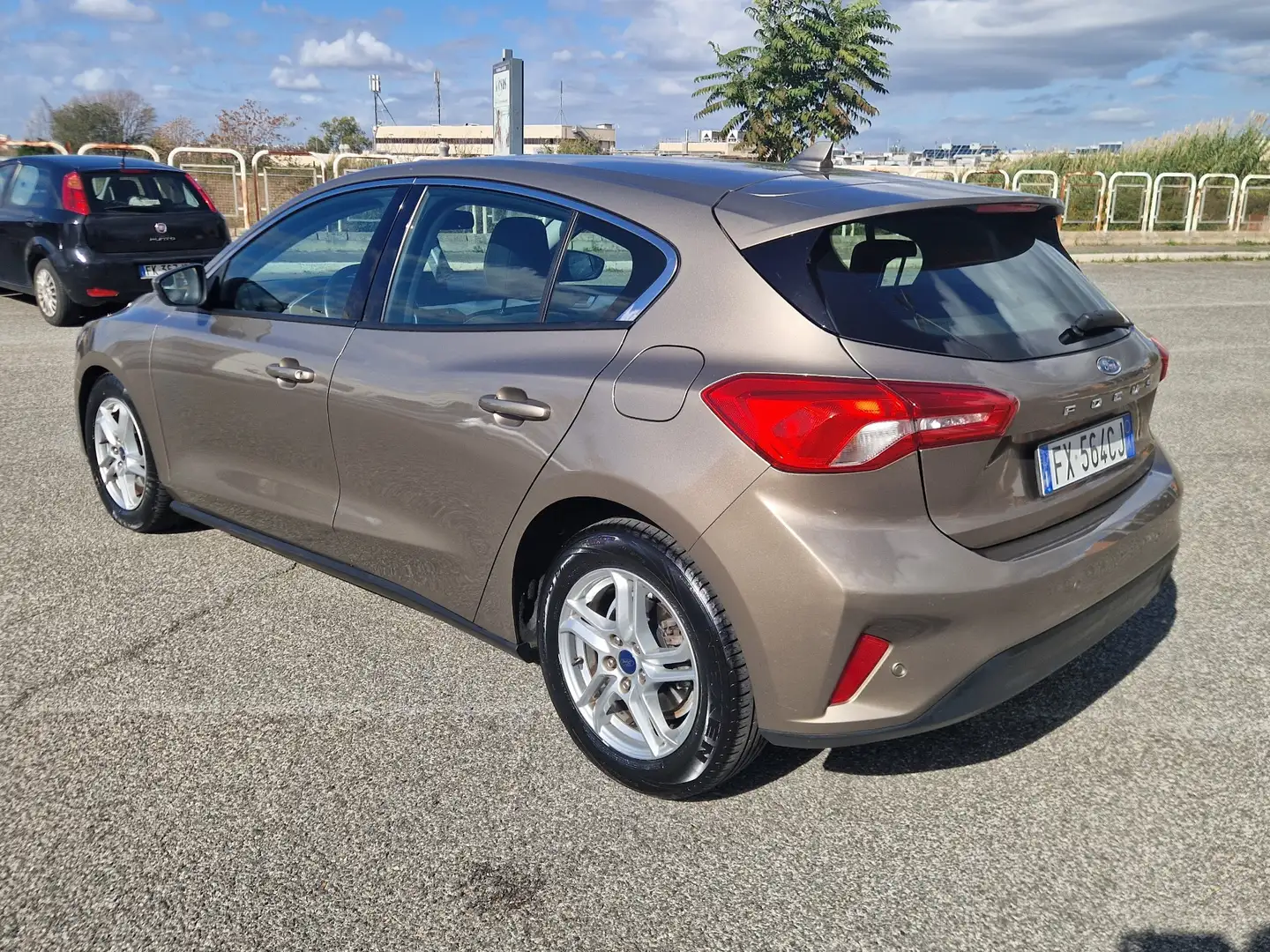 Ford Focus 1.5 120cv automatica 70 mila km - 2