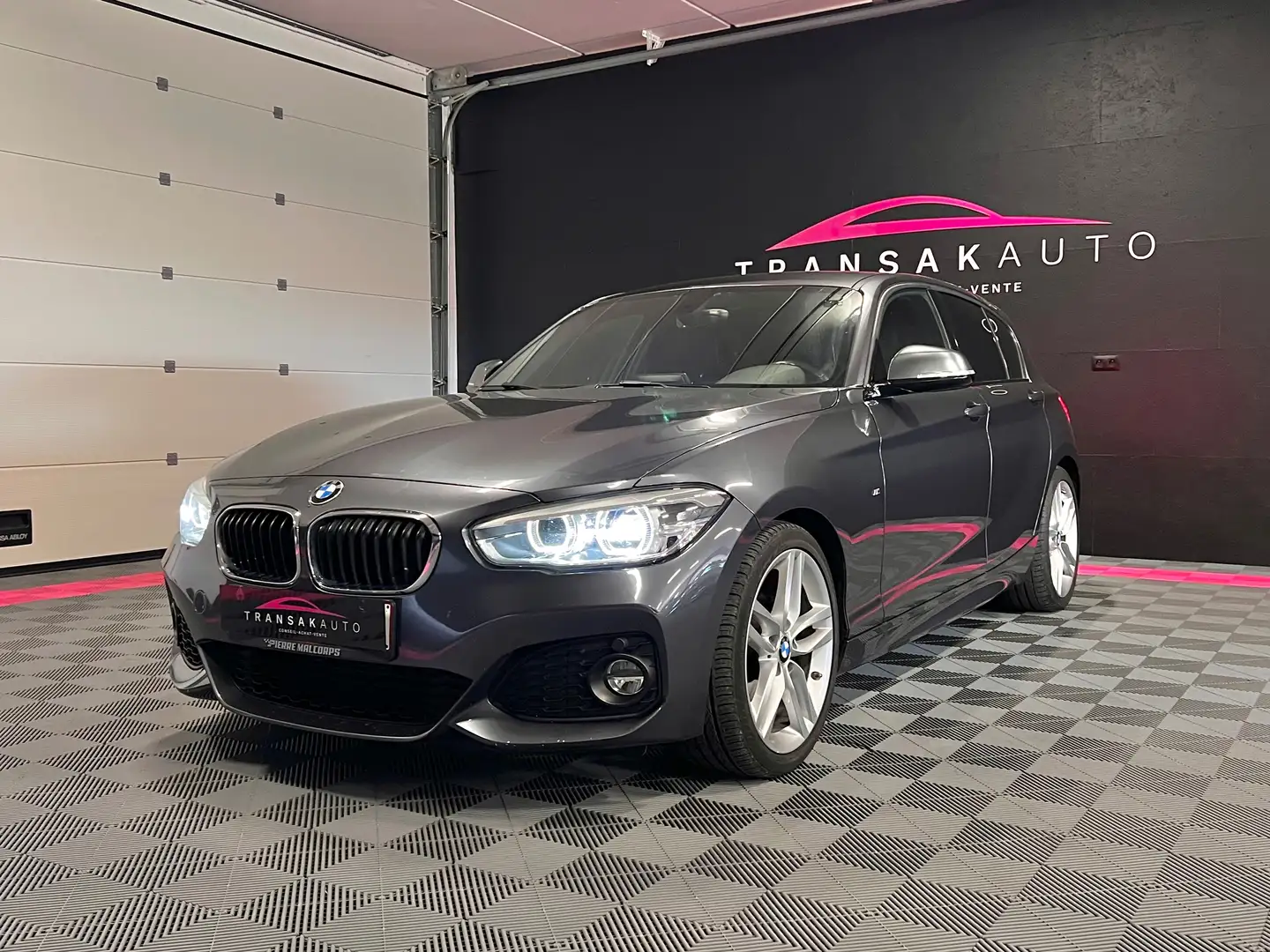 BMW 118 i Pack M Sport **CUIR - GPS - BT** Gris - 2