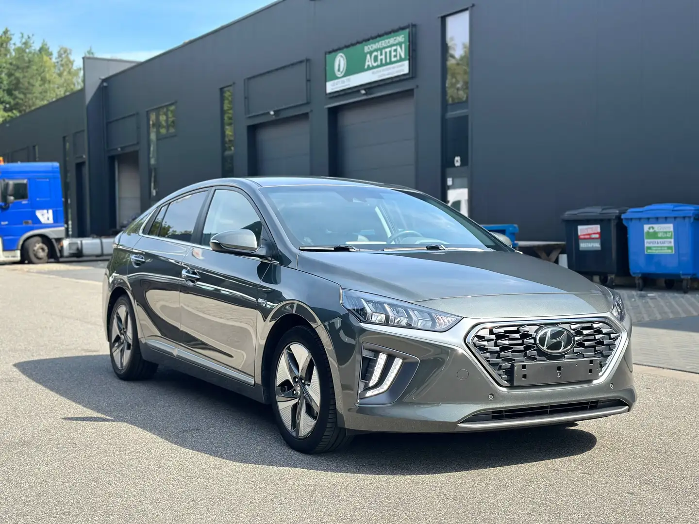 HYUNDAI Ioniq