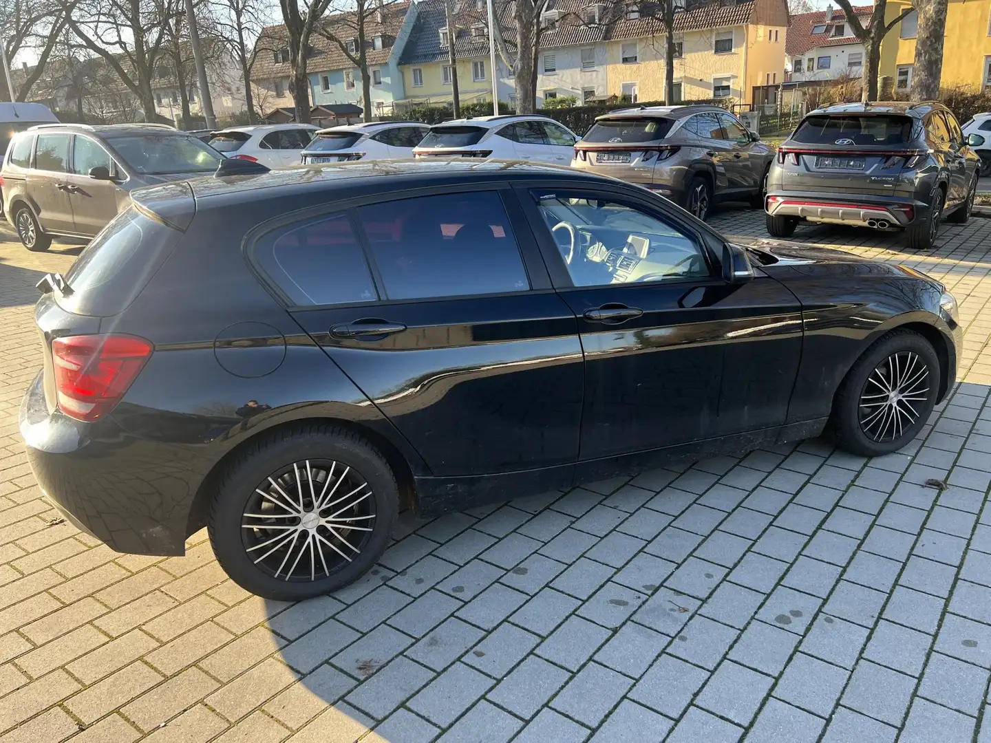 BMW 116 i Sitzheizung/Automatik Schwarz - 2