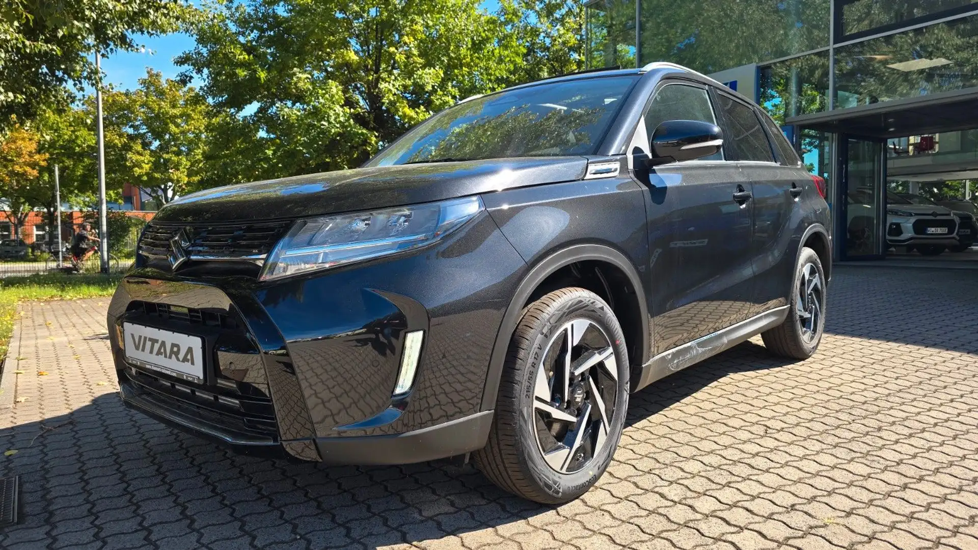 Suzuki Vitara 1.4 BOOSTERJET Comfort+ /Anhängerkupplung Noir - 1