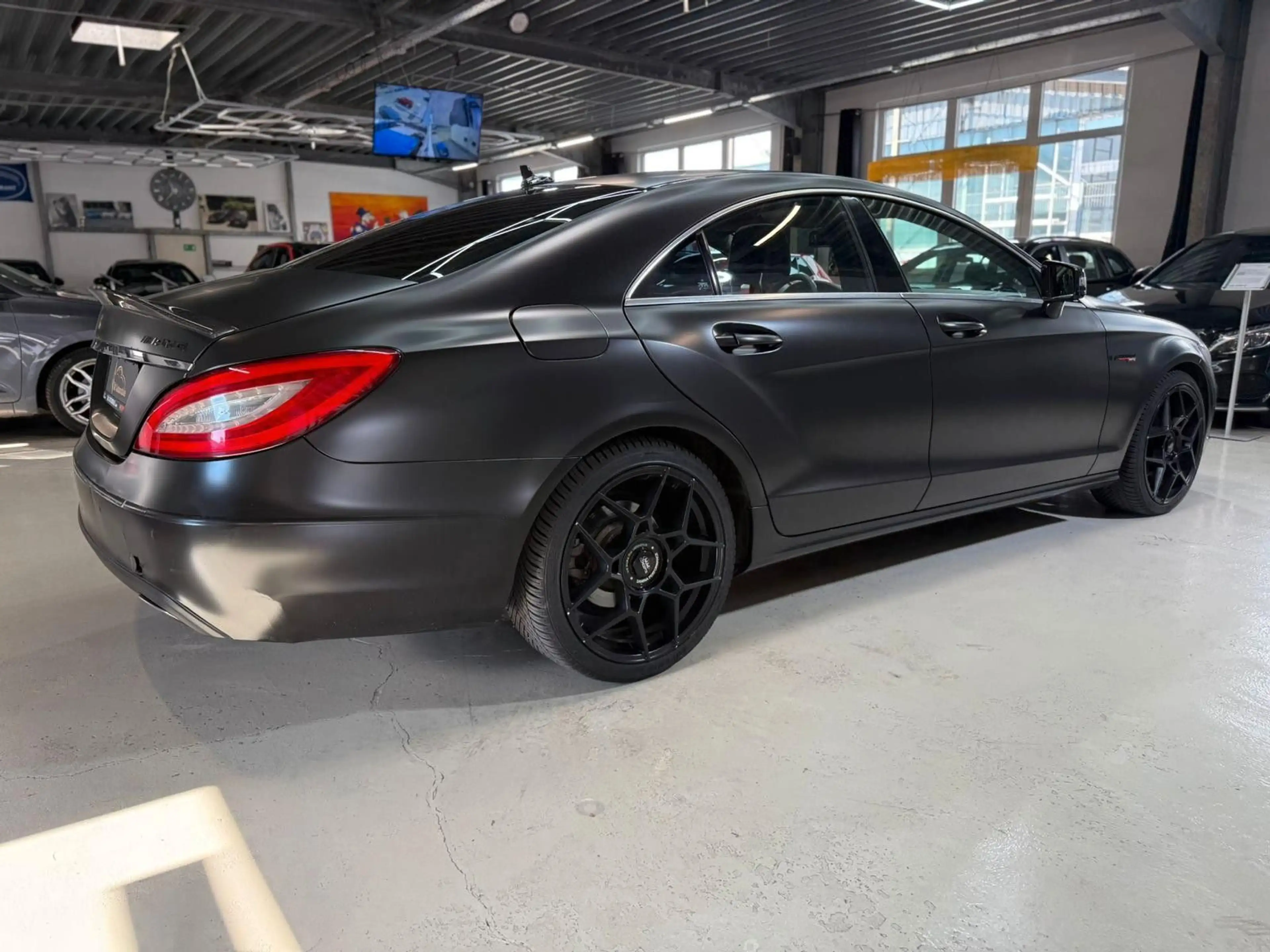 Mercedes-Benz CLS 350 BE PDC Navi Xenon Foliert Export — photo 6
