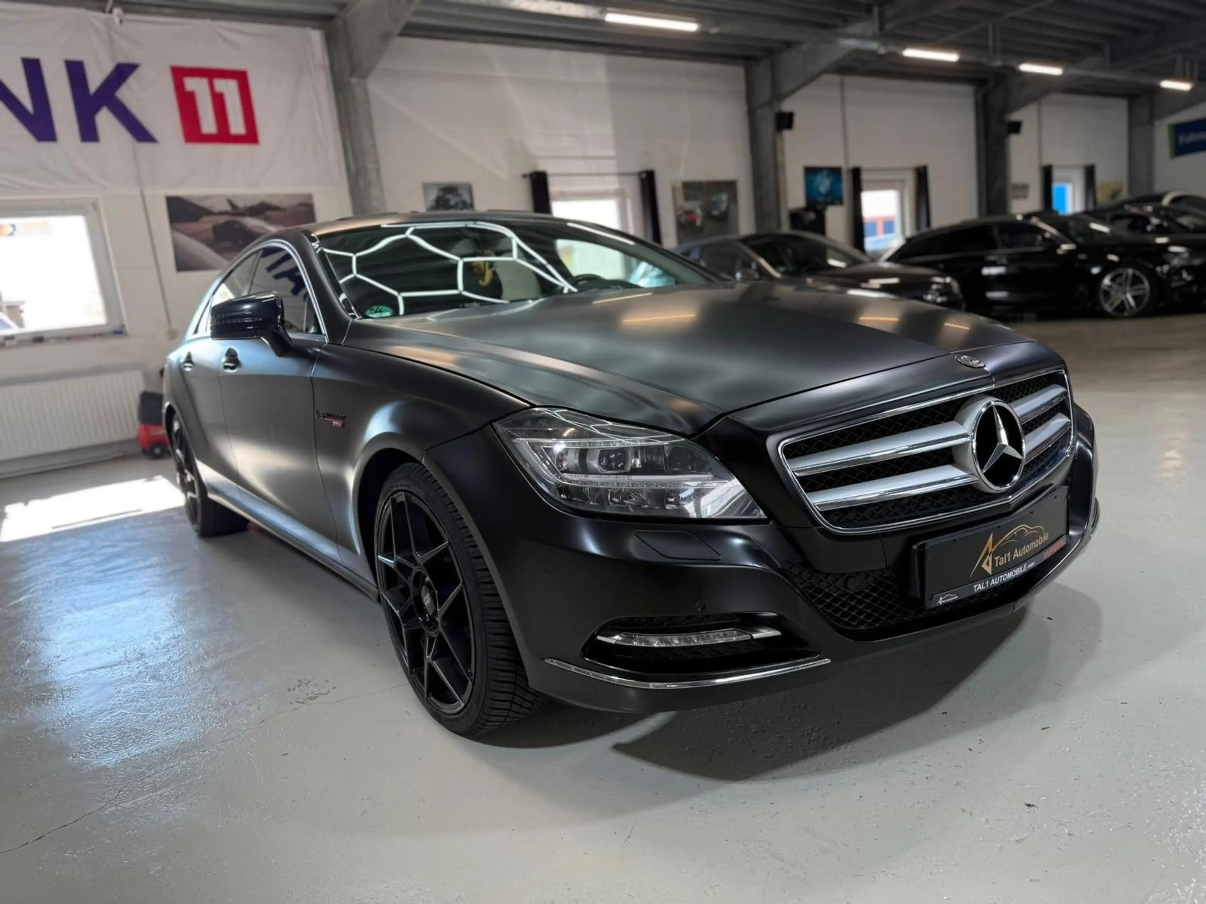 Mercedes-Benz CLS 350 BE PDC Navi Xenon Foliert Export — photo 5