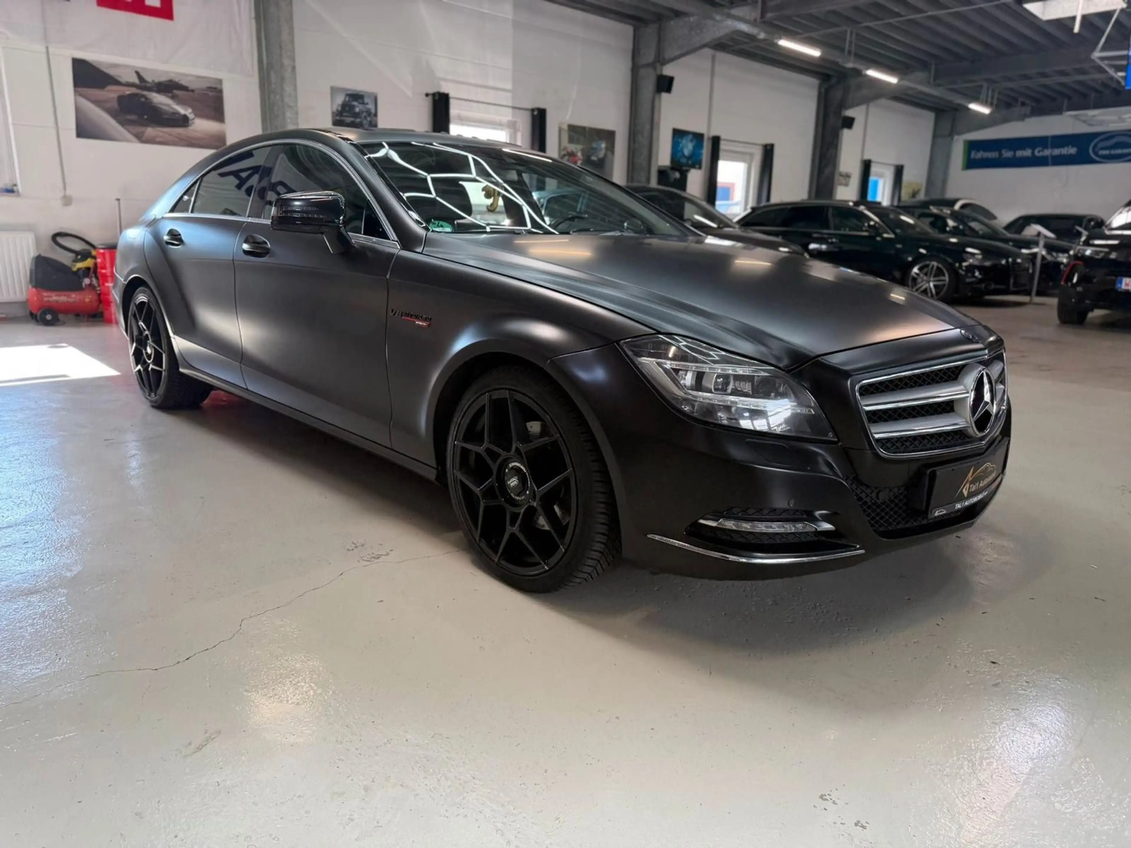 Mercedes-Benz CLS 350 BE PDC Navi Xenon Foliert Export — photo 4