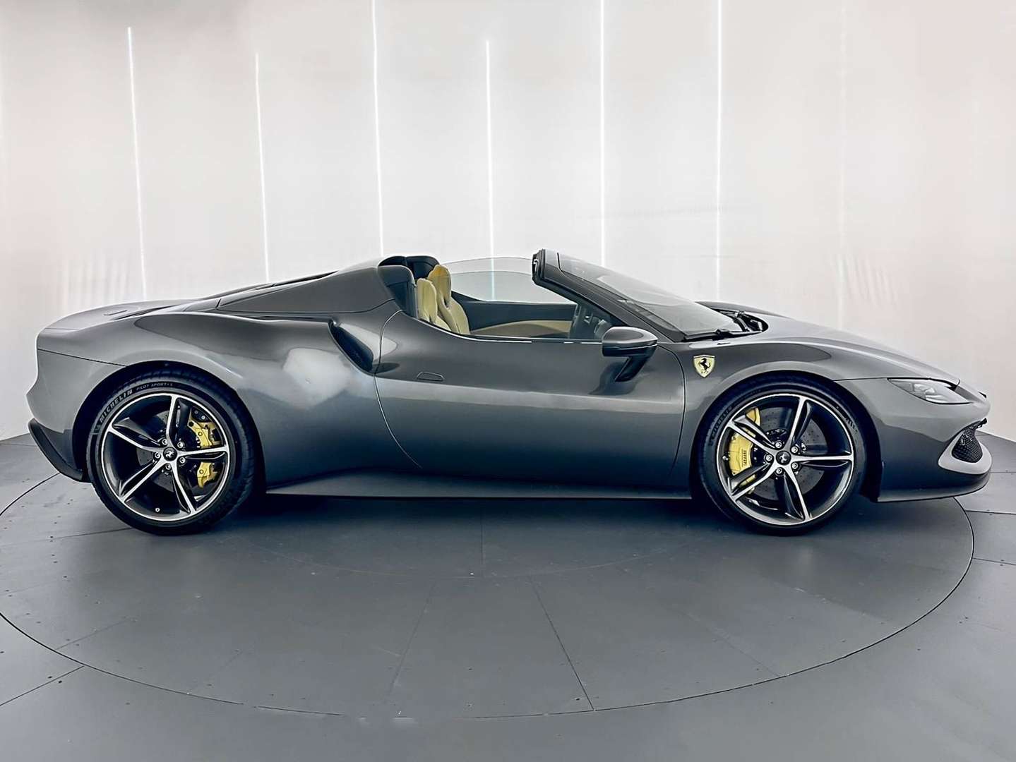 Ferrari 296 GTS -  - Joinsteer - #4