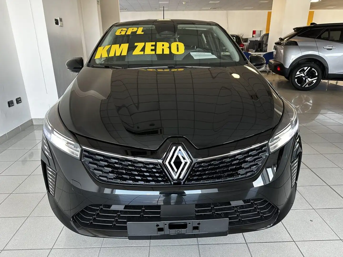 Renault Clio 1.0 tce Evolution Gpl 100cv Noir - 2