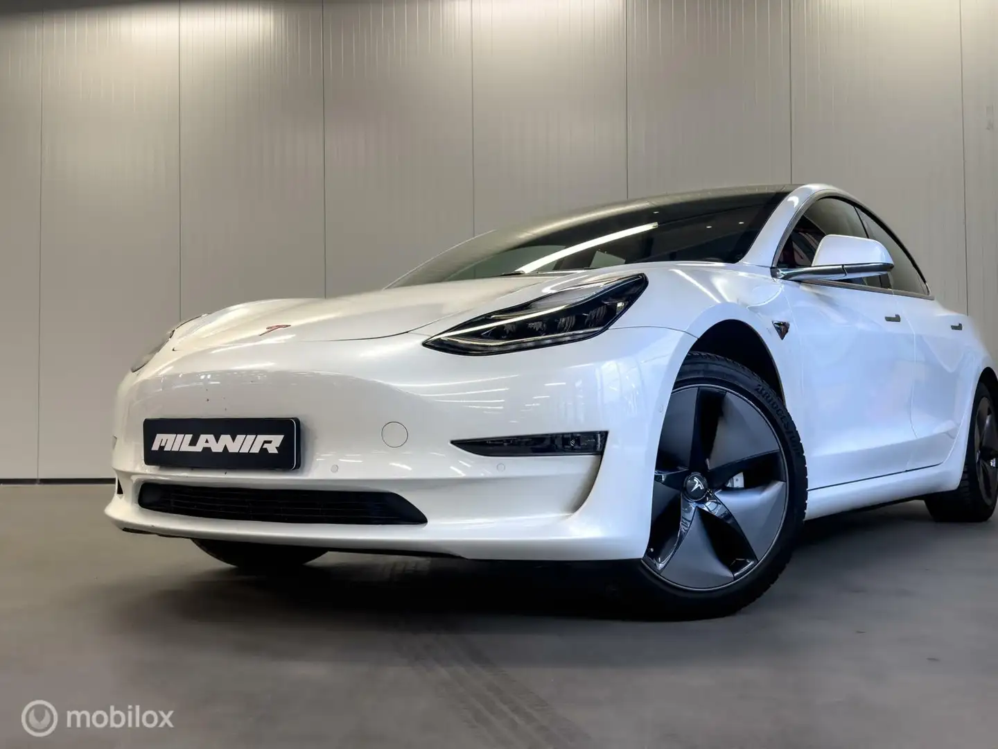 Tesla Model 3 Standard RWD Plus 60 kWh | Autopilot | Leder Wit - 2