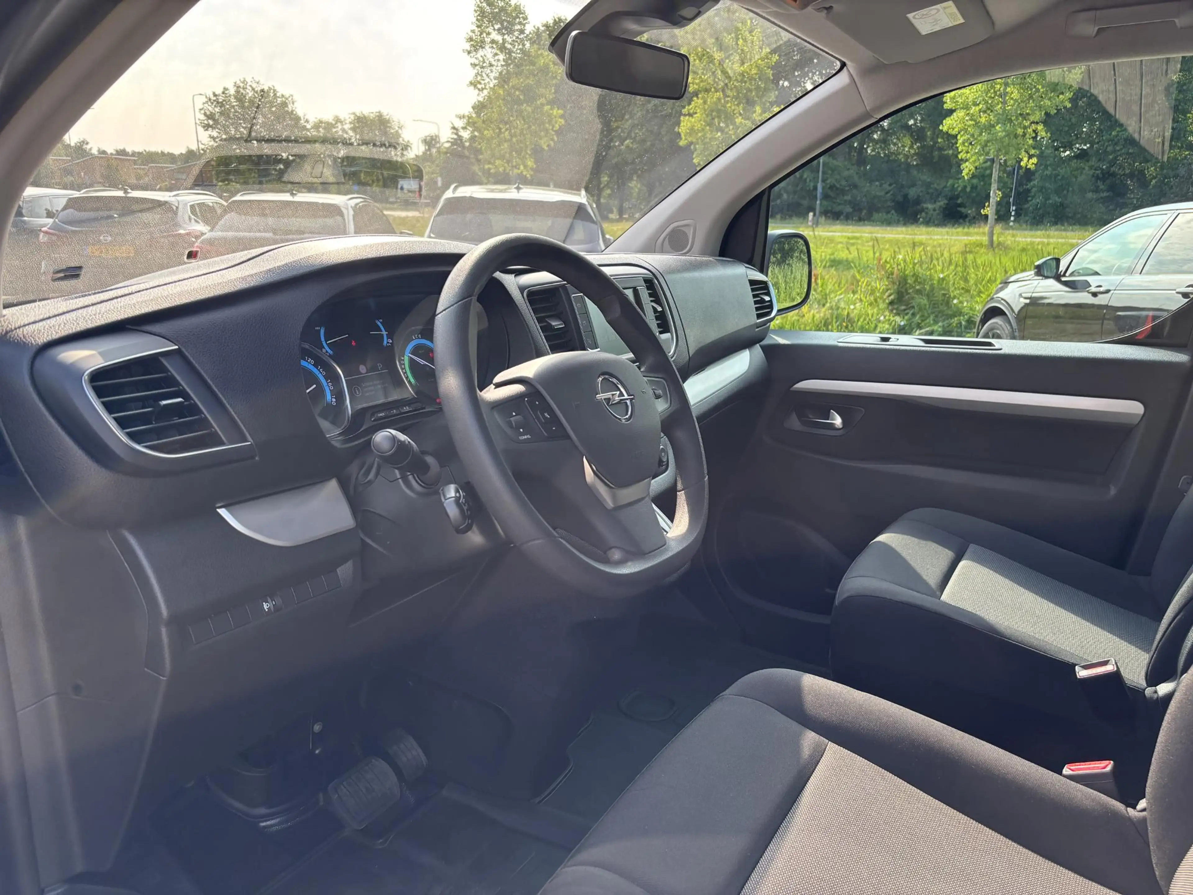 Opel Vivaro-e L3H1 Innovation DC 75 kWh 329 km WLTP | Dubbele Sc — photo 7