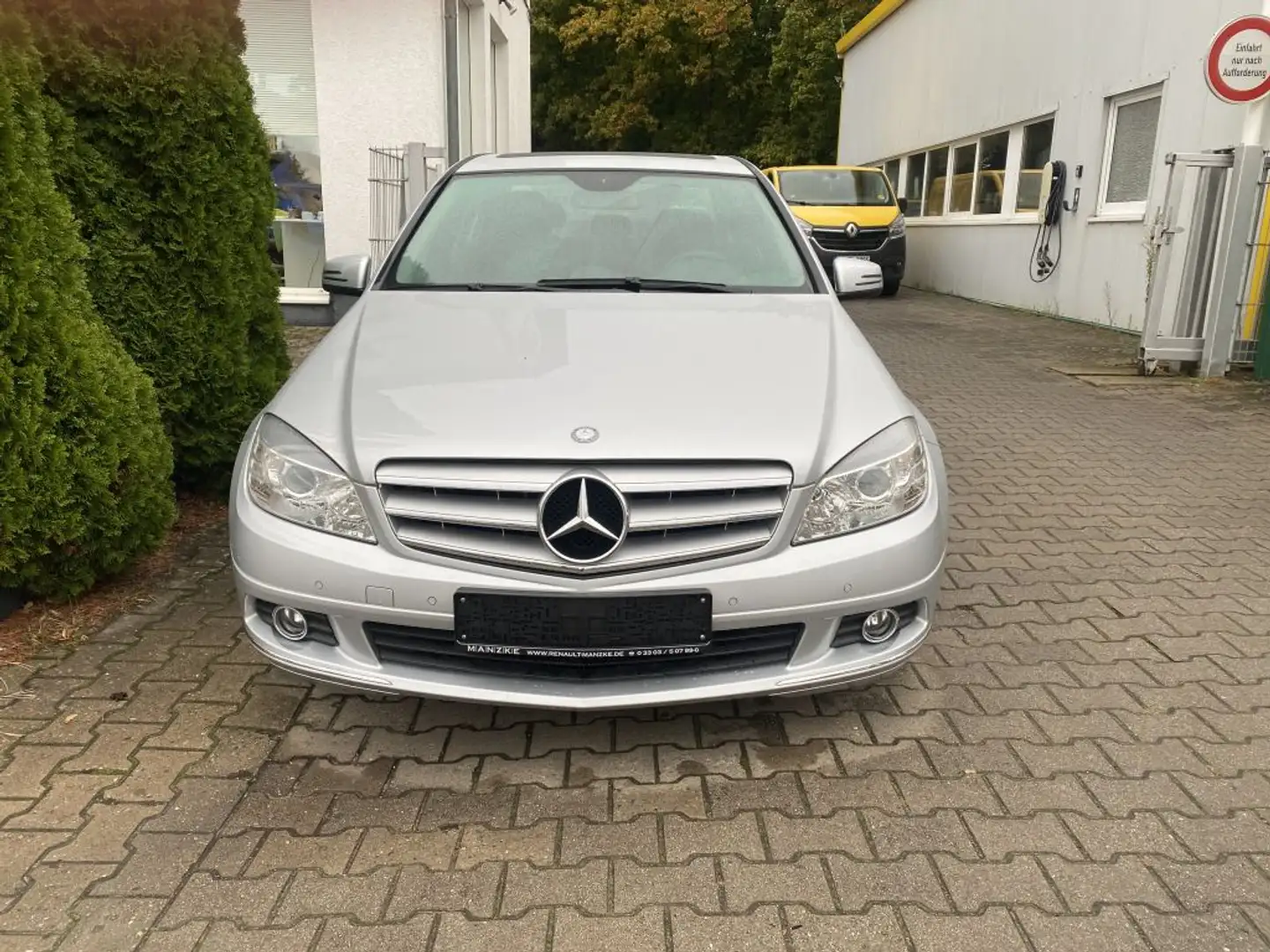 Mercedes-Benz C 250 CGI Automatik BlueEFFICIENCY Elegance Argintiu - 2