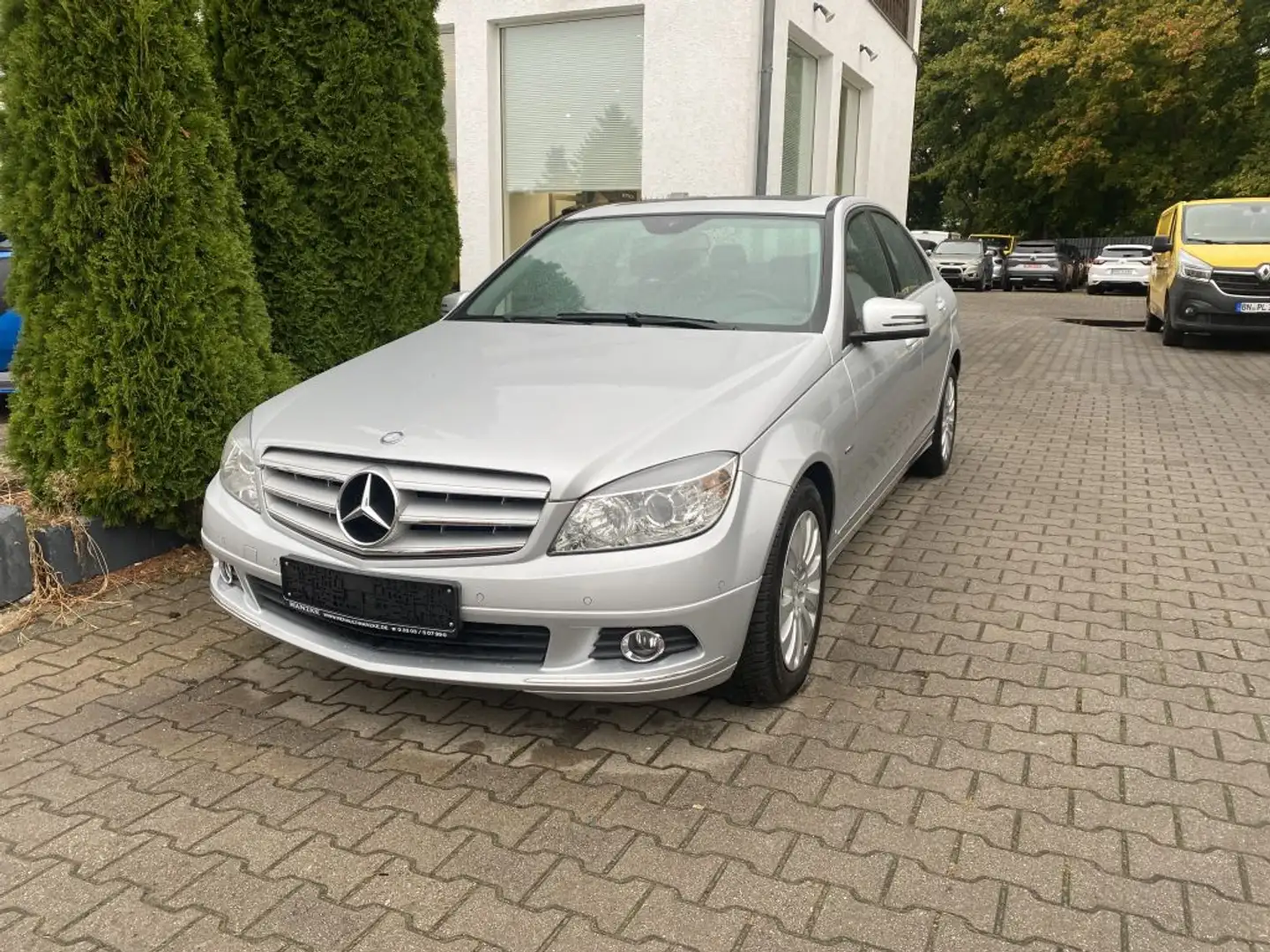 Mercedes-Benz C 250 CGI Automatik BlueEFFICIENCY Elegance Argintiu - 1