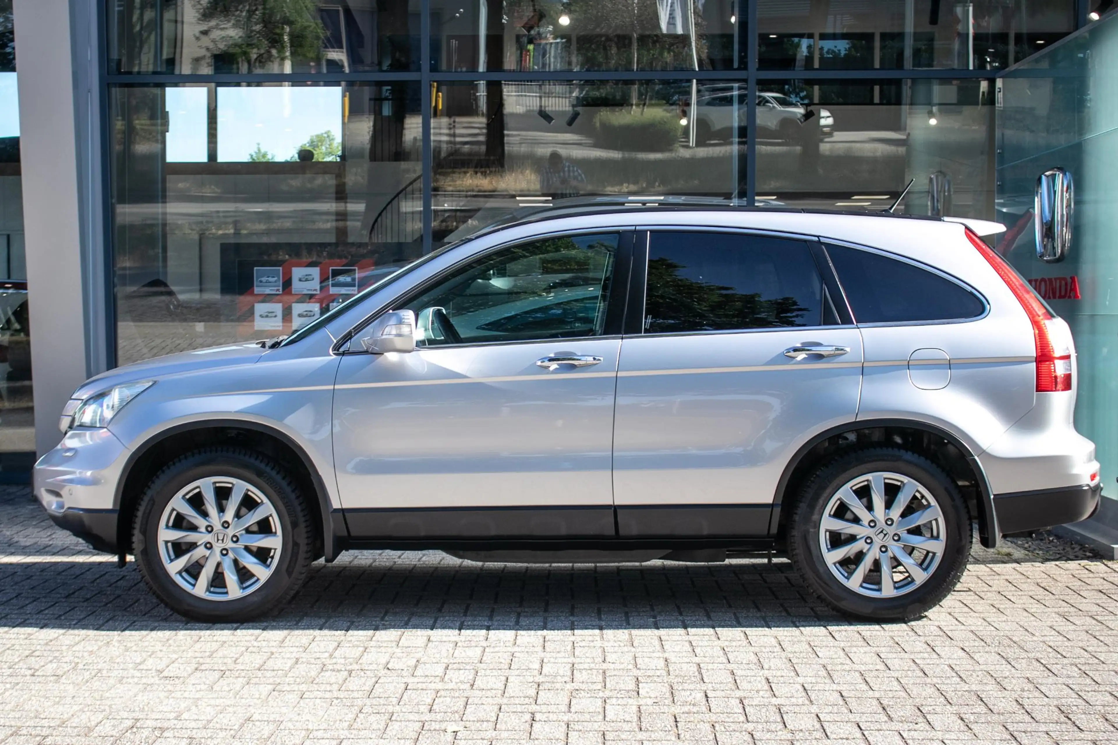 Honda CR-V 2.0i Lifestyle - 1e eigenaar | Dealer onderhouden — photo 2