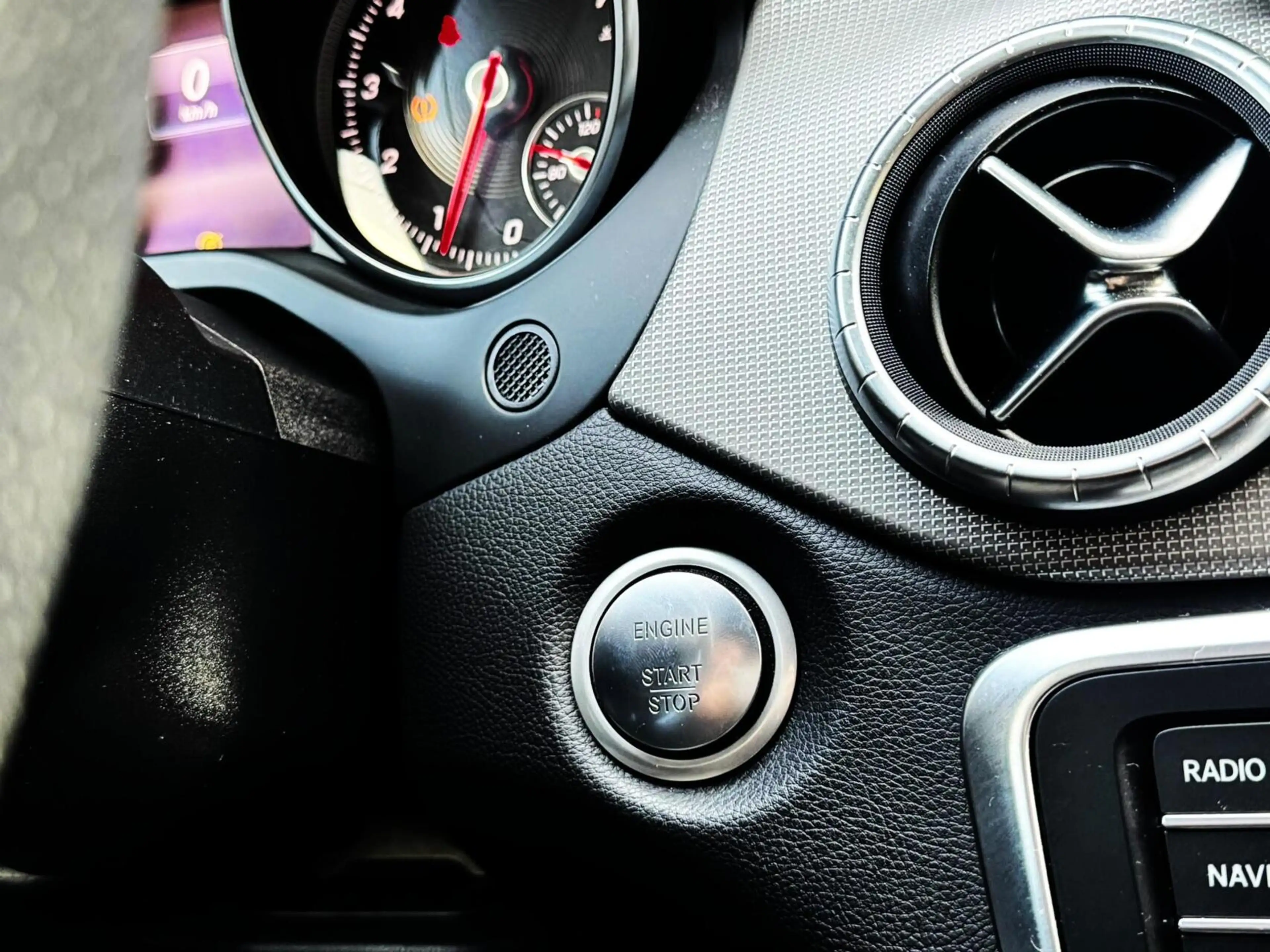 Mercedes-Benz CLA 180 Business Solution/Camera/Cruise/stoelverwarming — photo 14