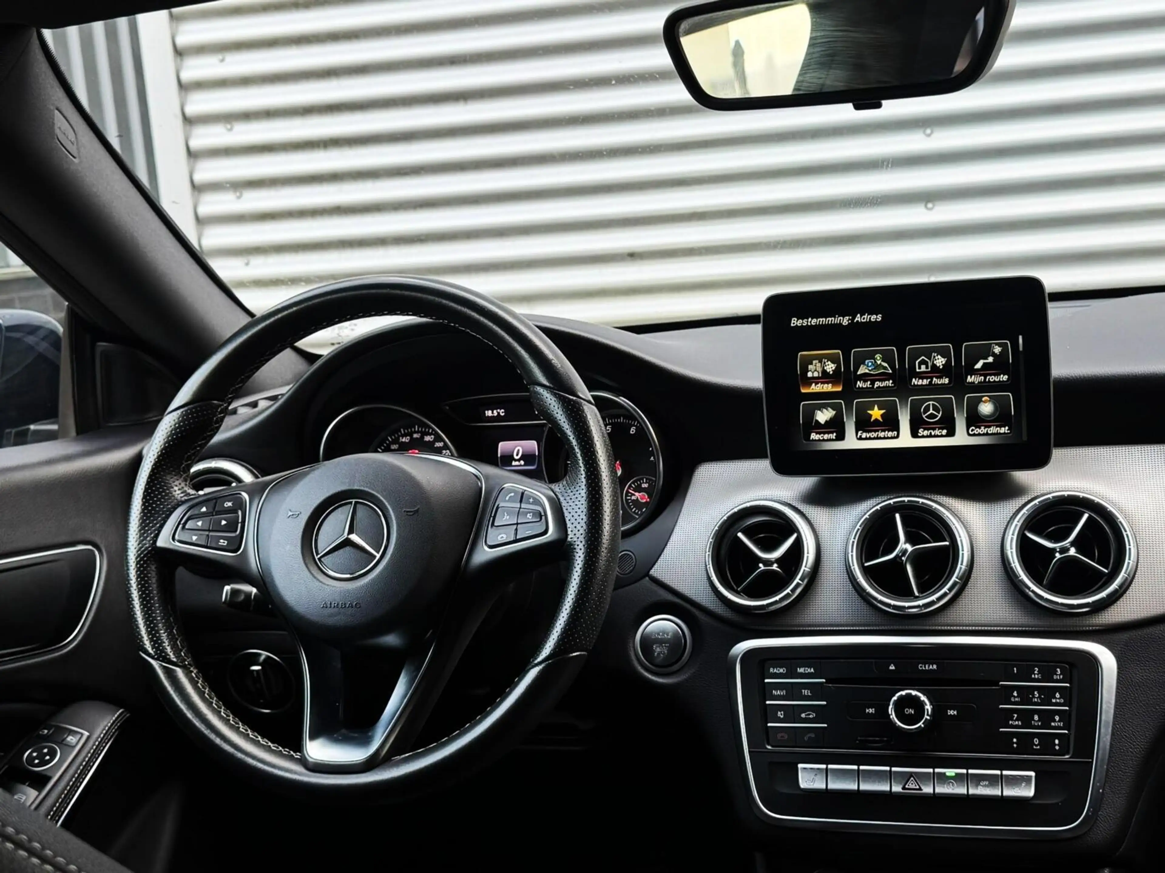 Mercedes-Benz CLA 180 Business Solution/Camera/Cruise/stoelverwarming — photo 9