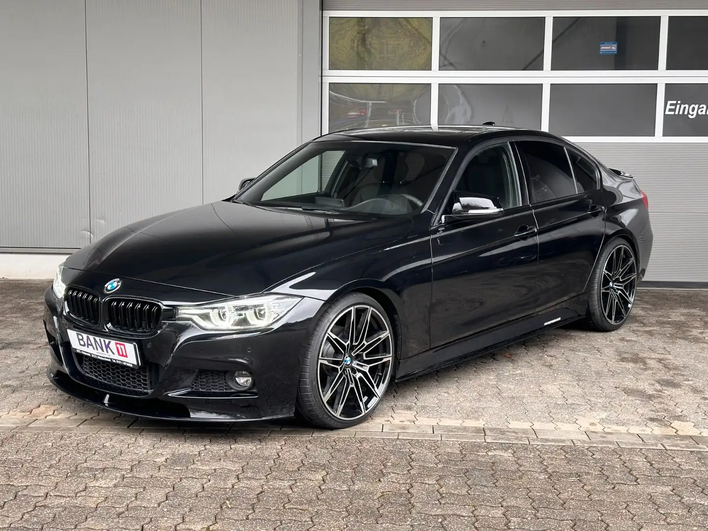 BMW 330 i xDrive M-Performance CARPLAY/LED/HIFI/ Black - 1