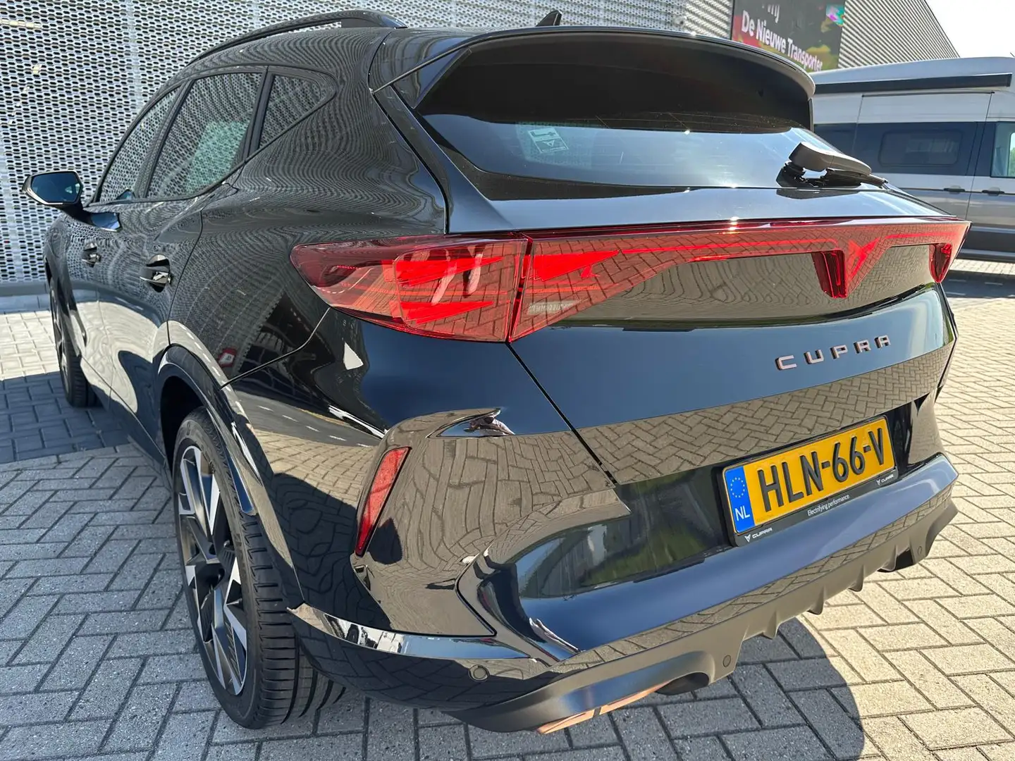 CUPRA Formentor 1.5 TSI e-Hybrid VZ Performance Panoramisch schuif Zwart - 2