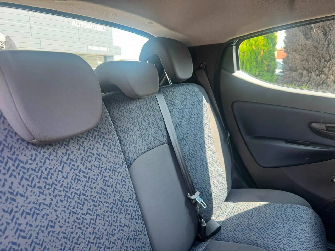 Lancia Ypsilon 2023 — фото 16