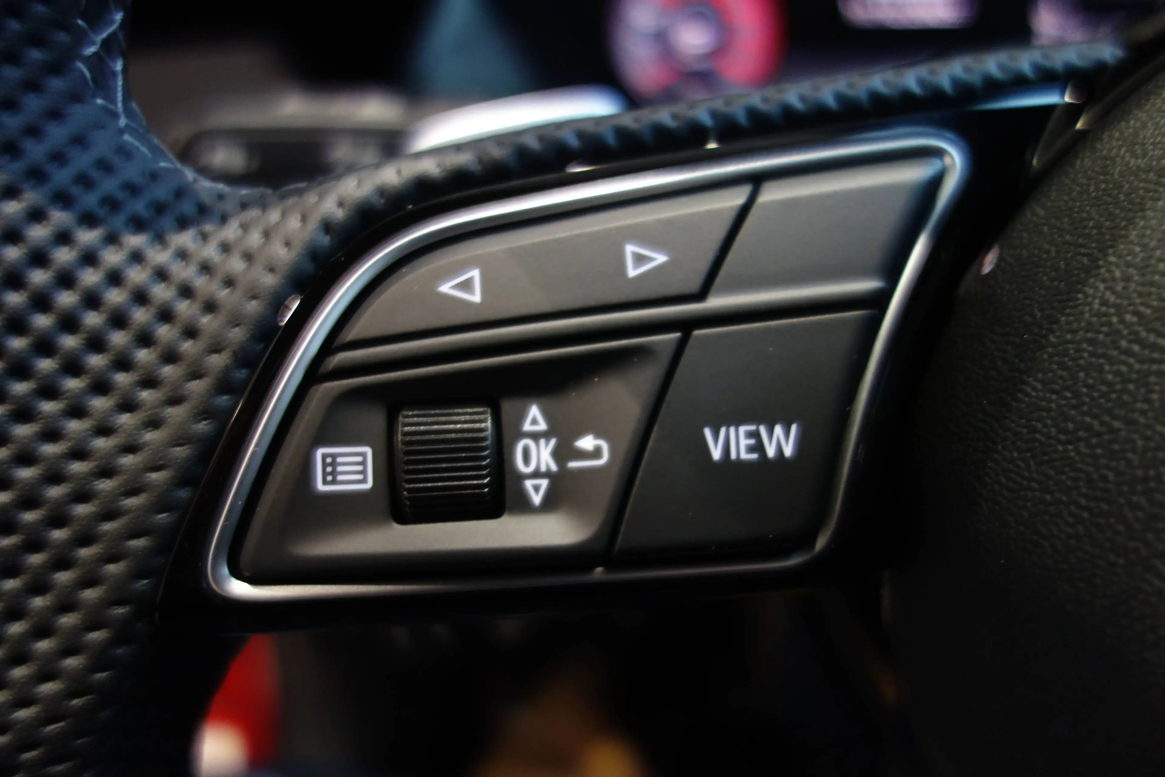 Audi A3 TFSI S-Line s-tronic — photo 10