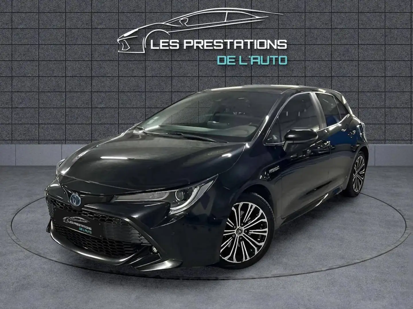 Toyota Corolla 180h Design MY20 Zwart - 1