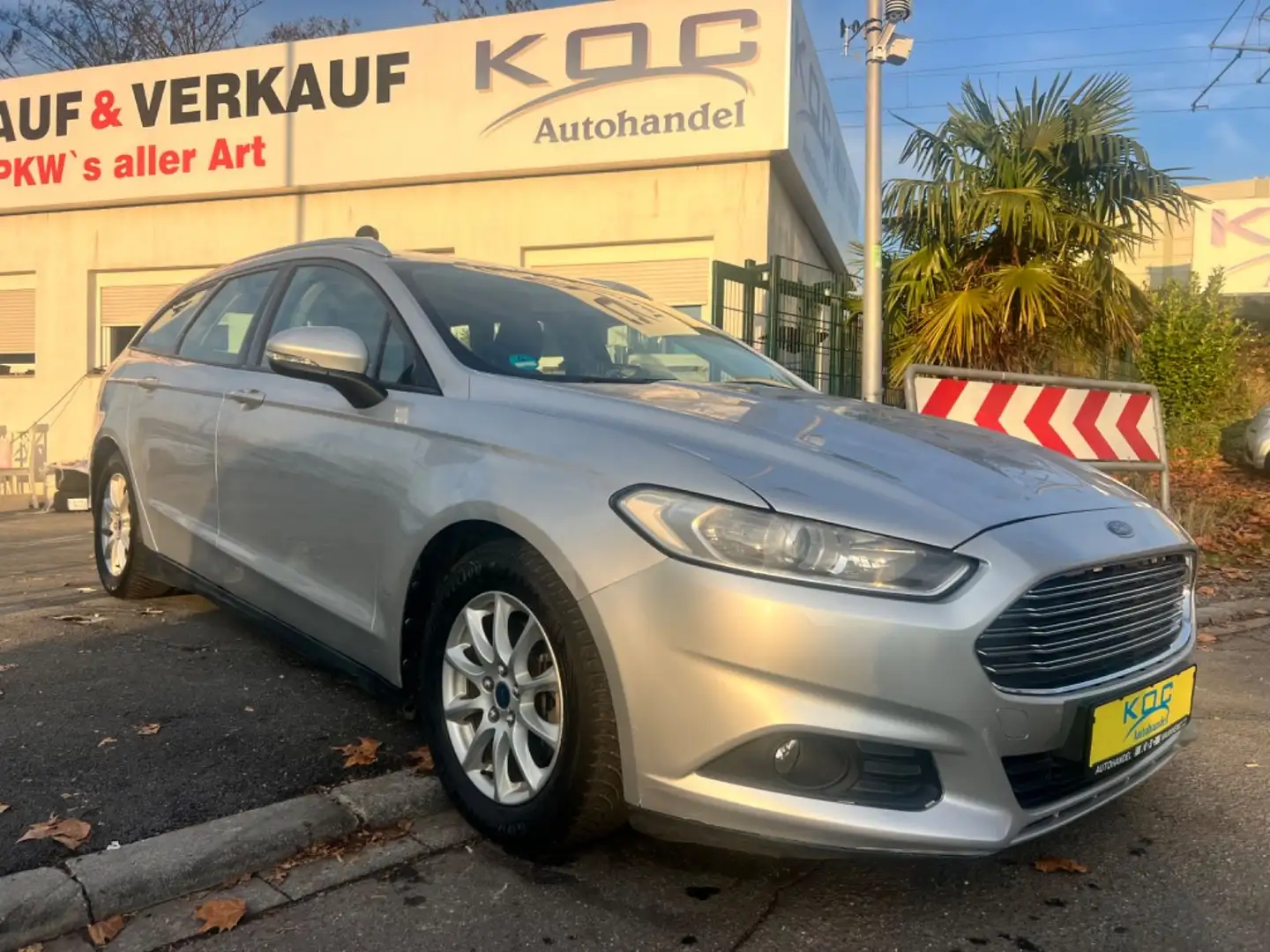 Ford Mondeo Turnier Trend / 1. Hand Silber - 1