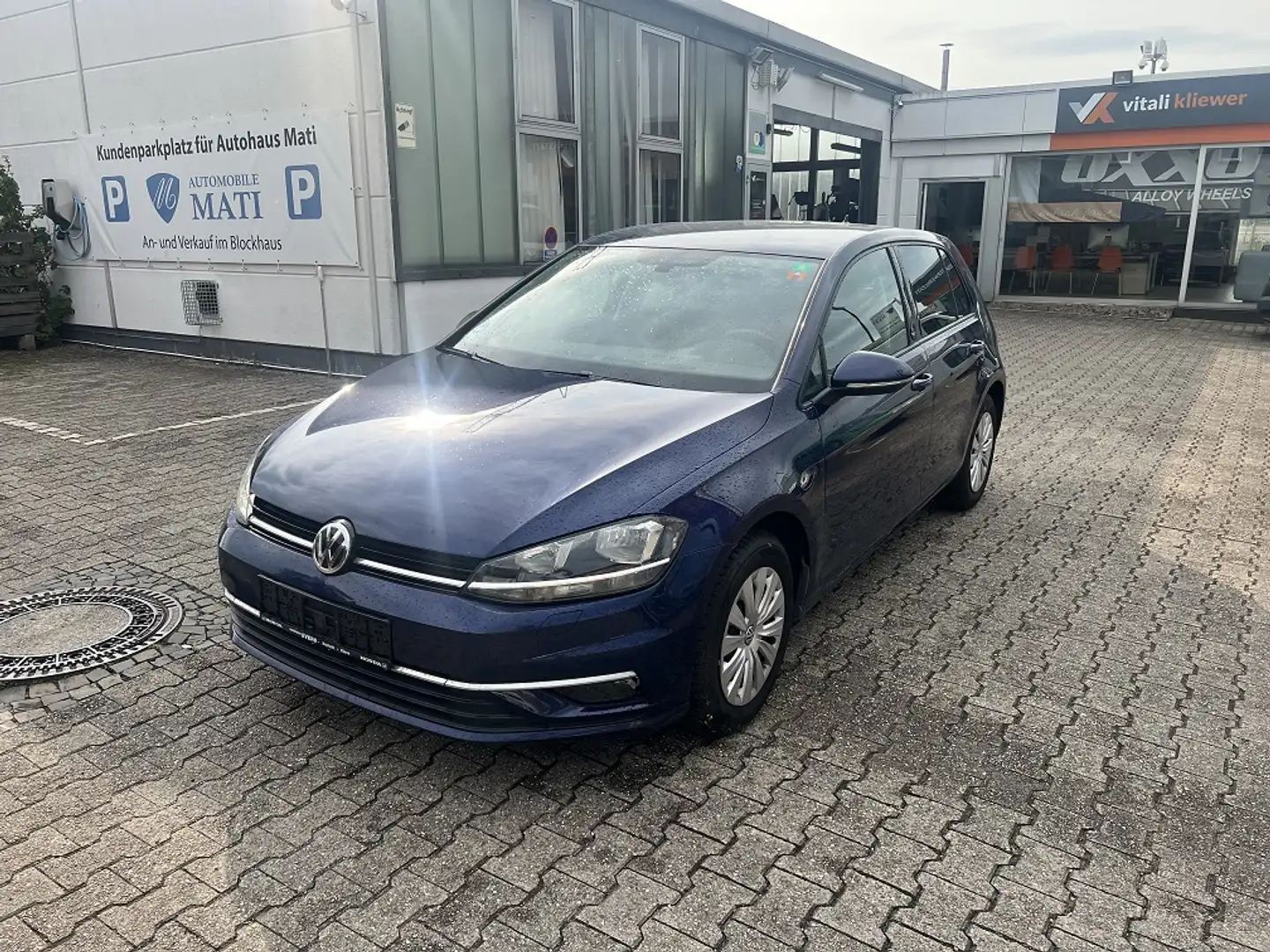 Volkswagen Golf Golf 1.0 TSI (BlueMotion Technology) Comfortline Bleu - 1