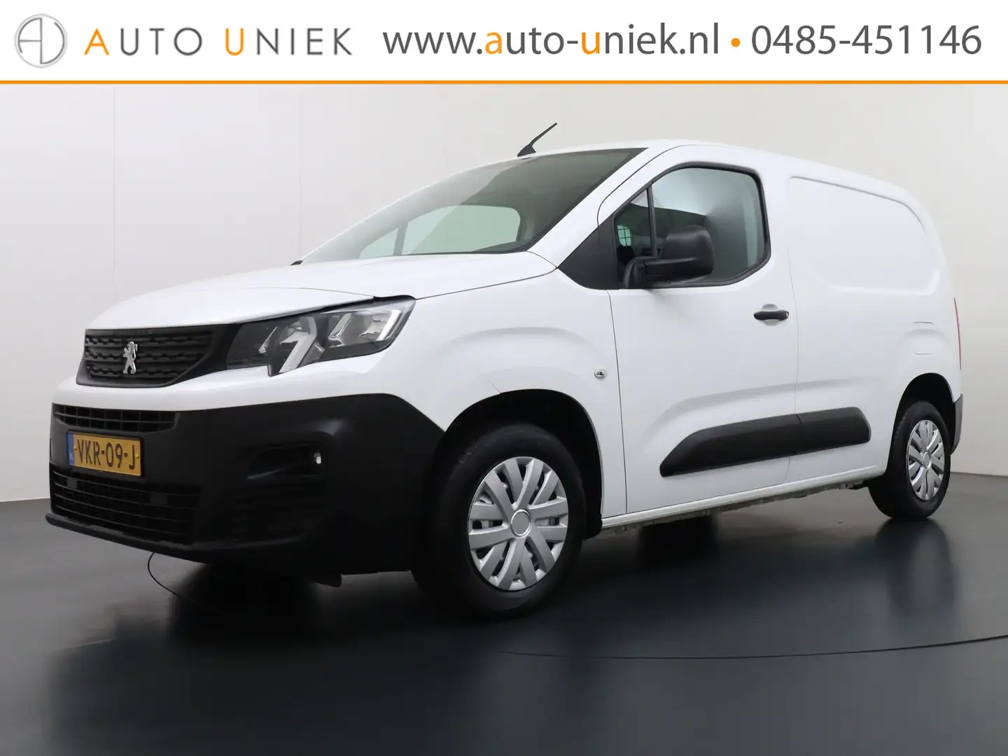Peugeot Partner 1.2 PureTech Premium, Benzine, Org NED! Airco, Cru Wit - 1