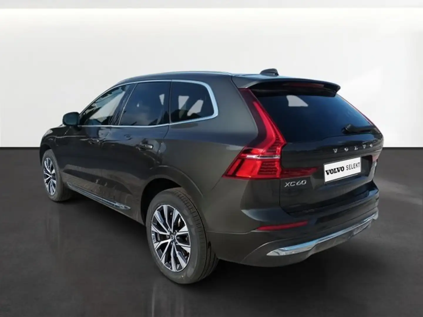 Volvo XC60 T6 Twin Recharge Inscription Expression - 2