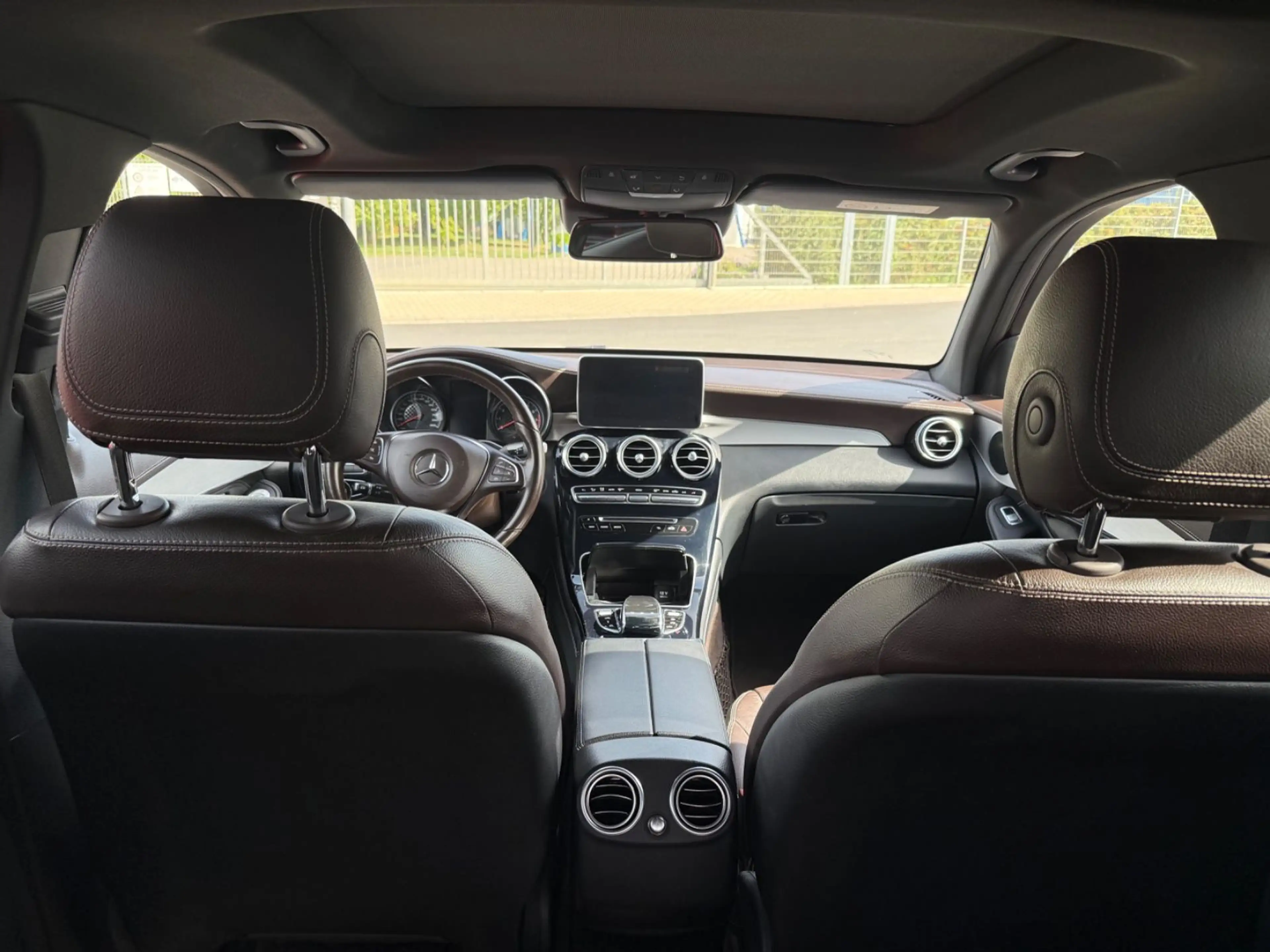 Mercedes-Benz GLC 43 AMG 4Matic — photo 10