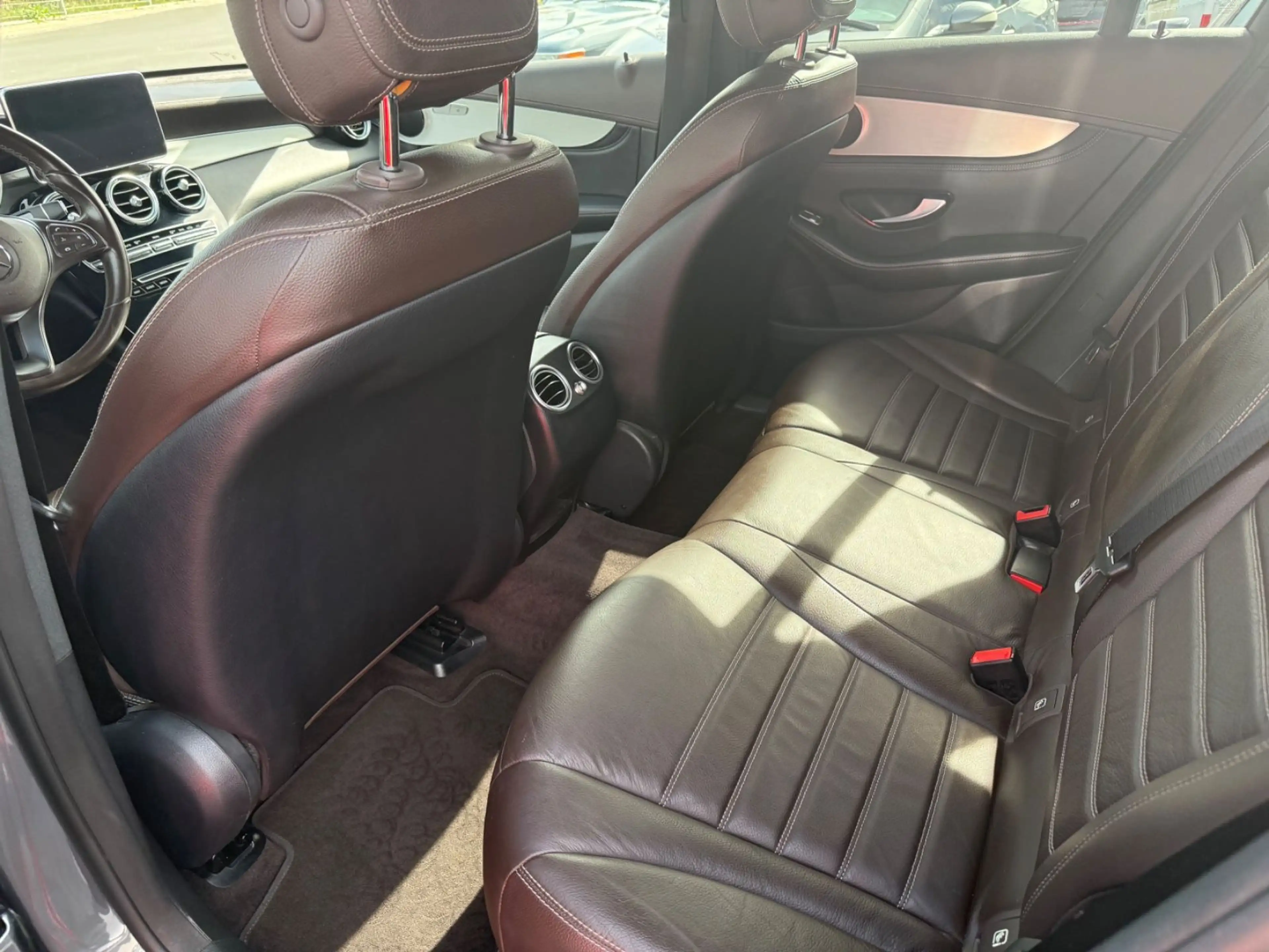 Mercedes-Benz GLC 43 AMG 4Matic — photo 12