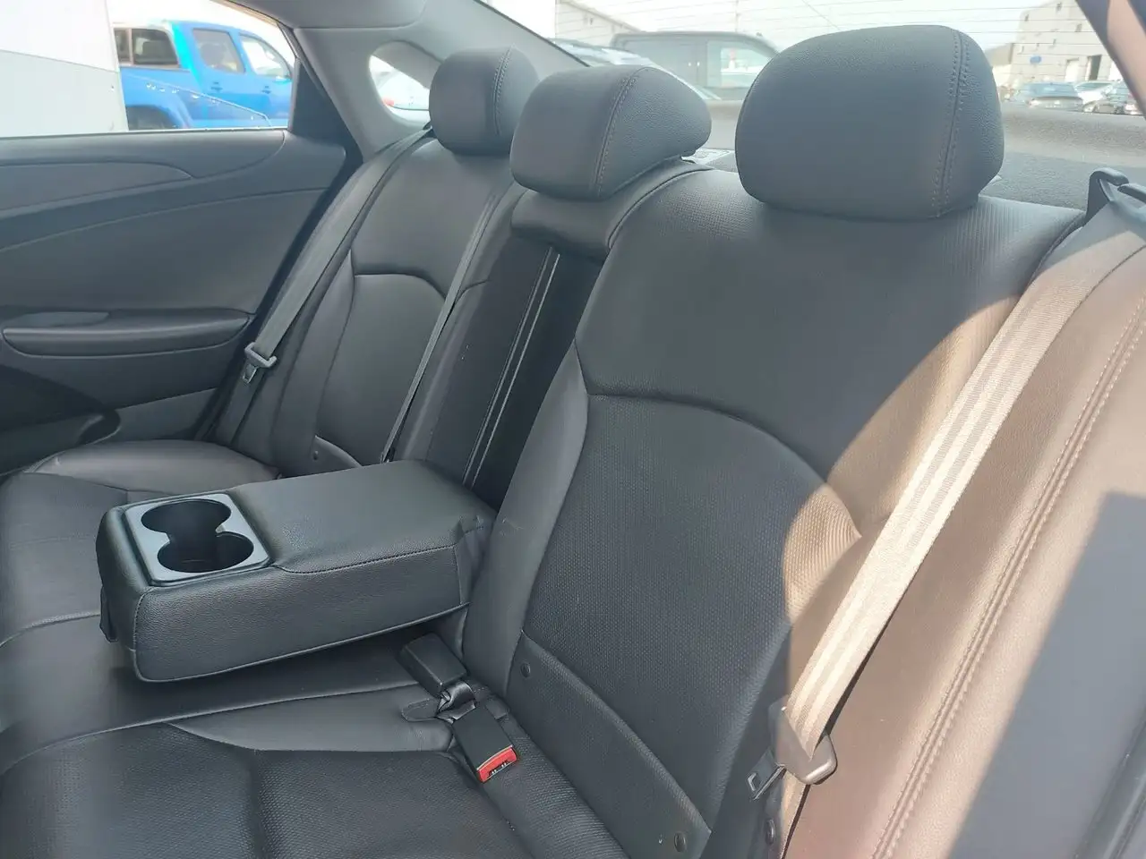 Hyundai SONATA снимка Hyundai SONATA