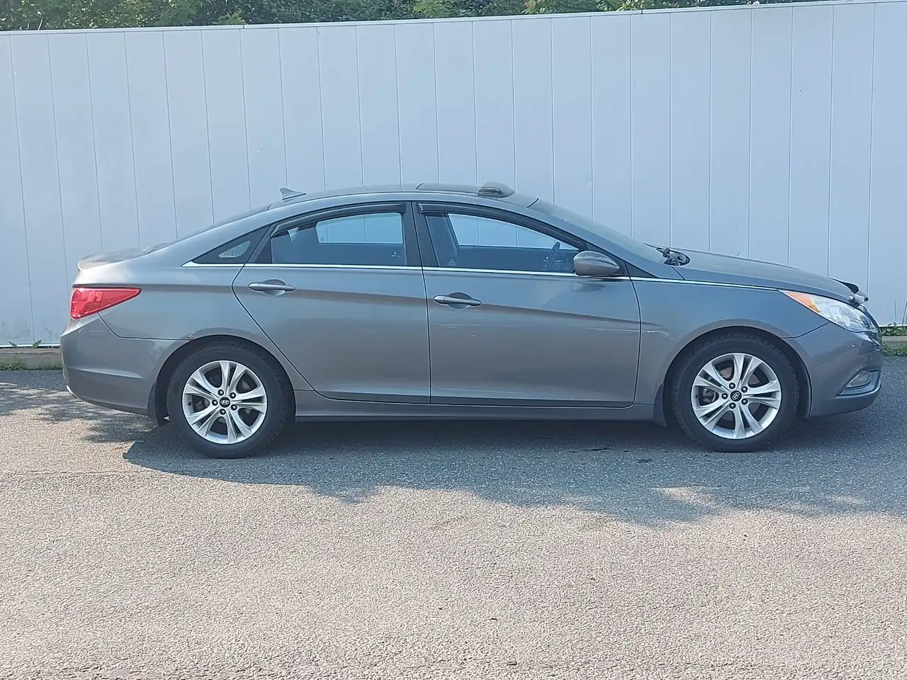 Hyundai SONATA снимка Hyundai SONATA