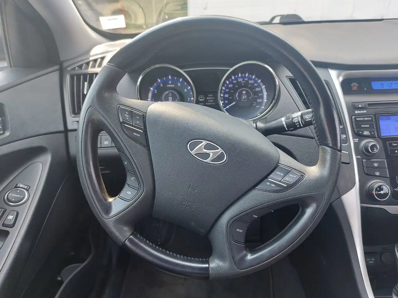Hyundai SONATA снимка Hyundai SONATA