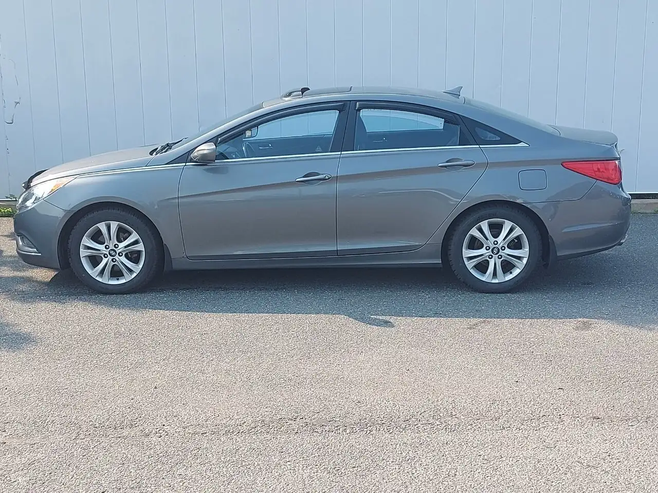 Hyundai SONATA снимка Hyundai SONATA