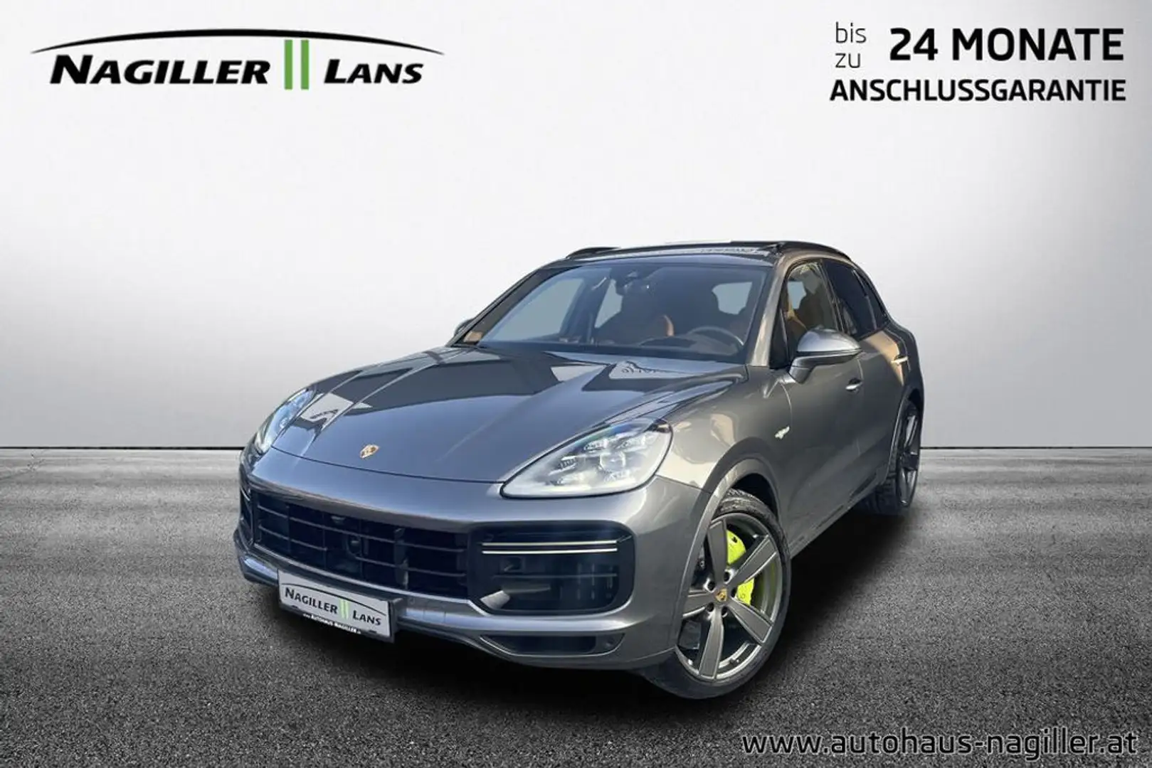 Porsche Cayenne Turbo S E-Hybrid Šedá - 1