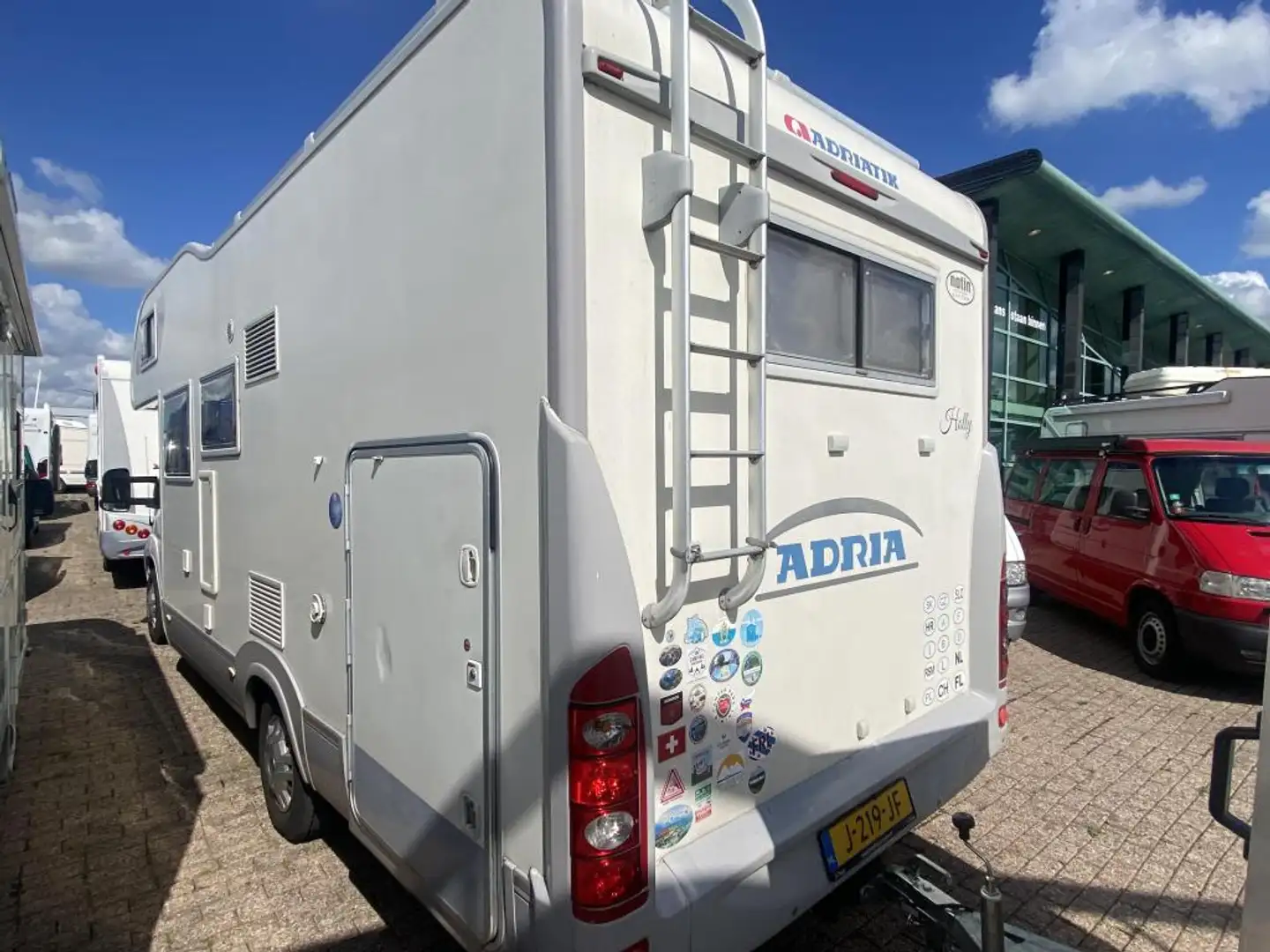 Adria Coral A 660 SP Familiecamper 2 airco s Weiß - 2