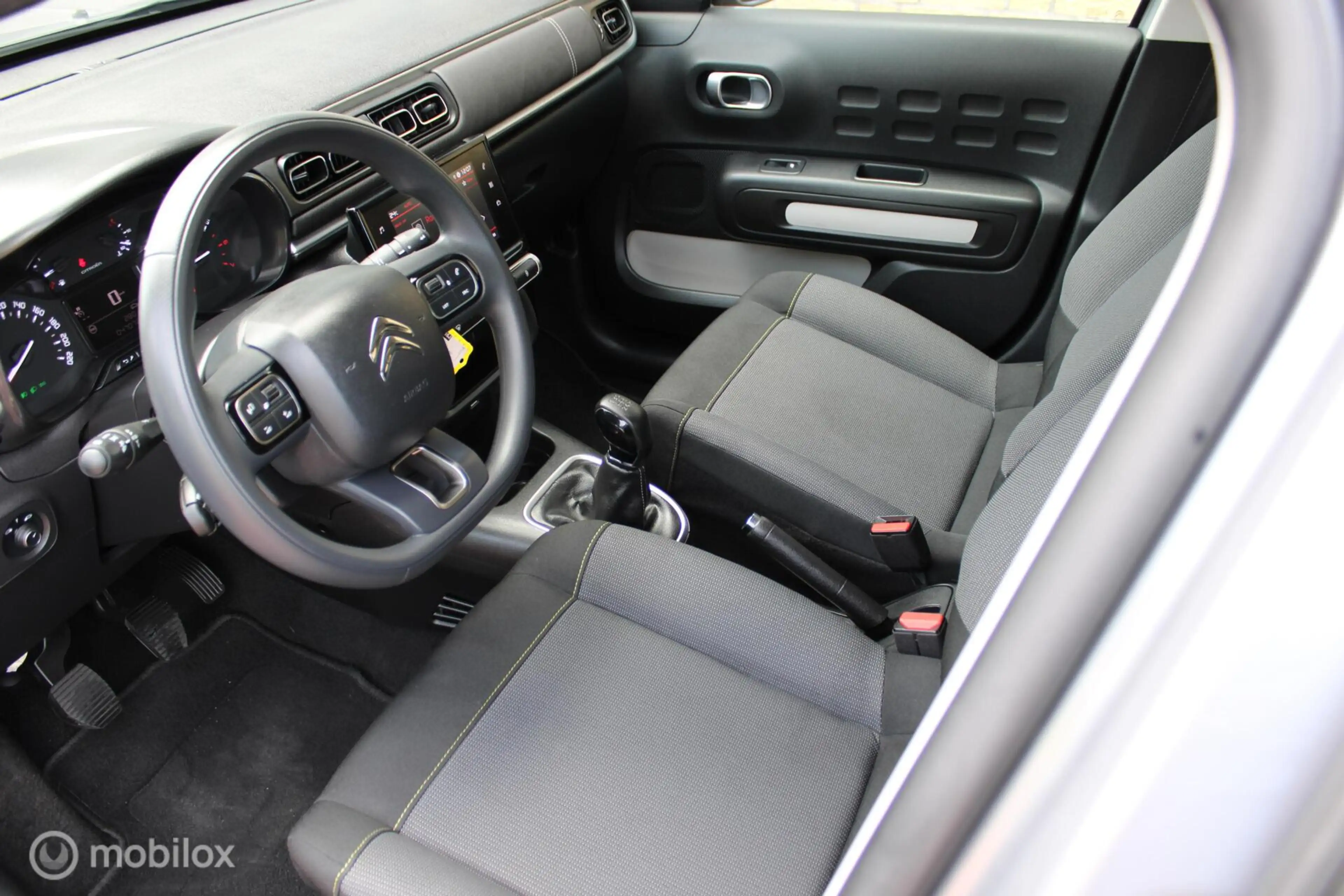 Citroen C3 1.2 PureTech C-Series, Pdc, Navi via App connect, — photo 10
