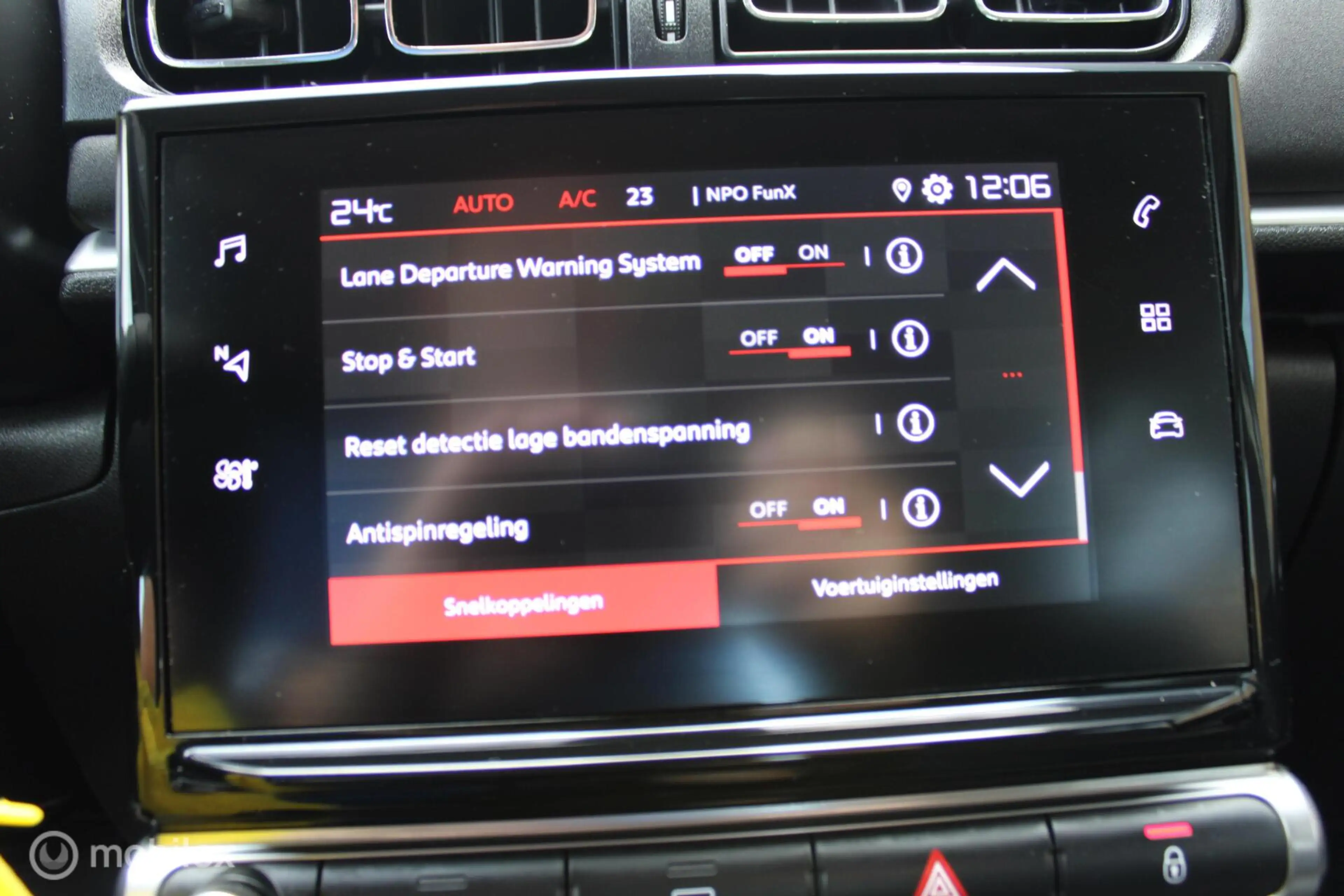 Citroen C3 1.2 PureTech C-Series, Pdc, Navi via App connect, — photo 15