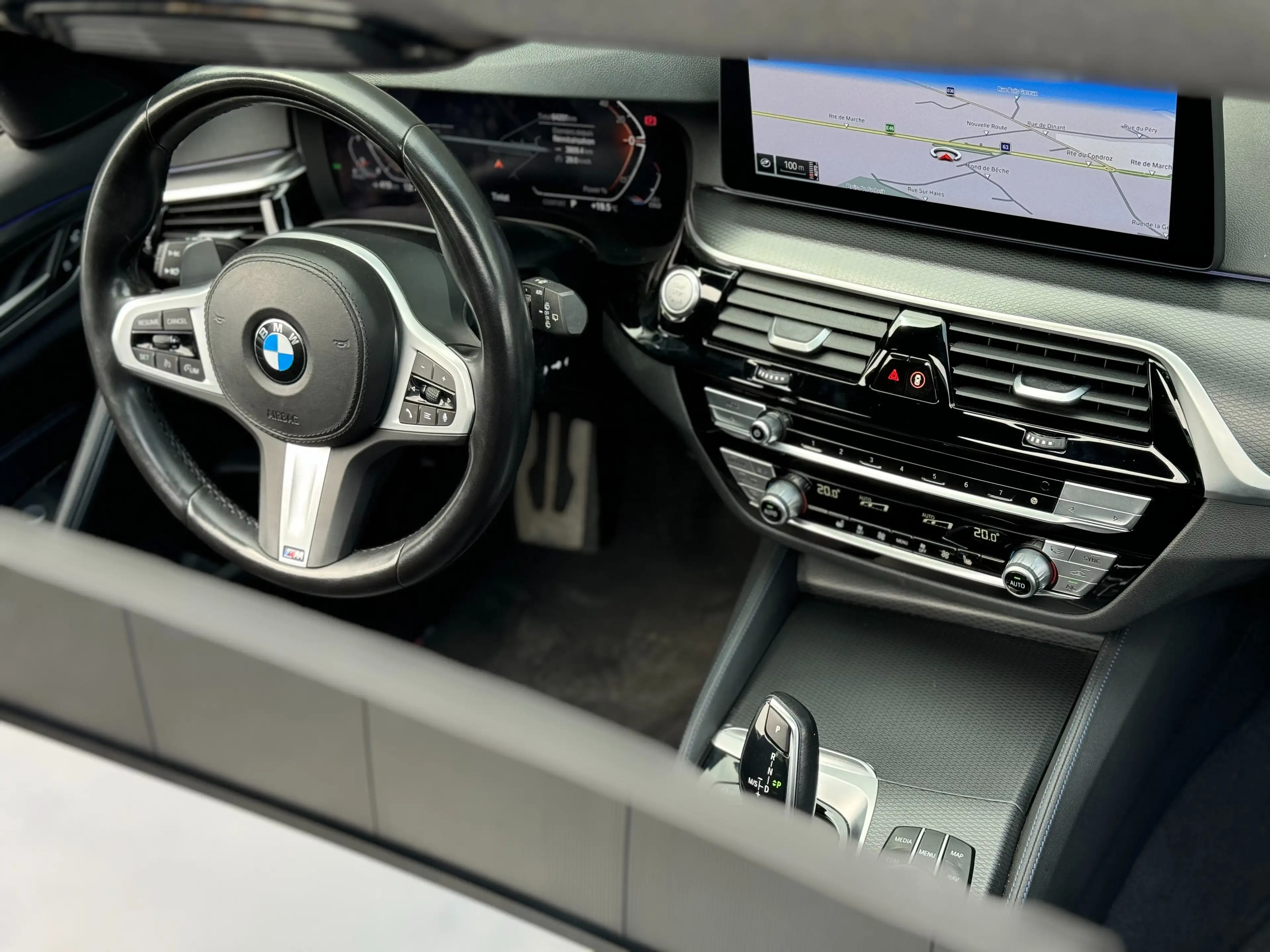 BMW 518 dA 136cv MHEV - Pack M - Toit ouvrant - 360 - TVA — photo 15