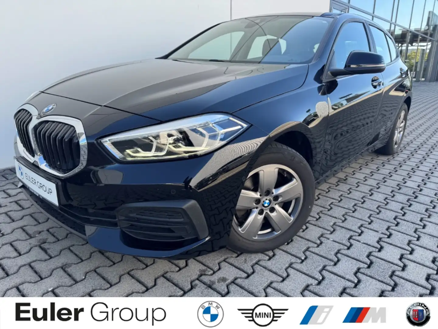 BMW 118 iA LMR SHZ LED Parkass LCProf DAB ActiveG+ Schwarz - 1